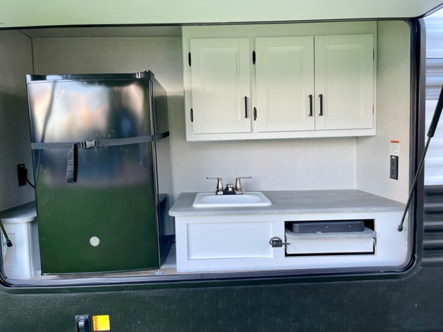 Travel trailer RV Rental 
