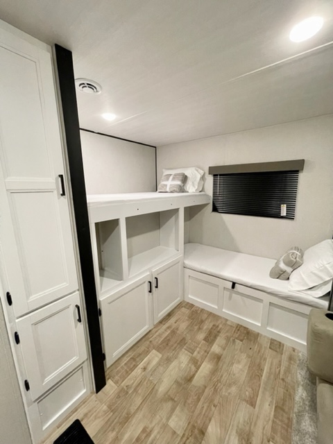 Travel trailer RV Rental 