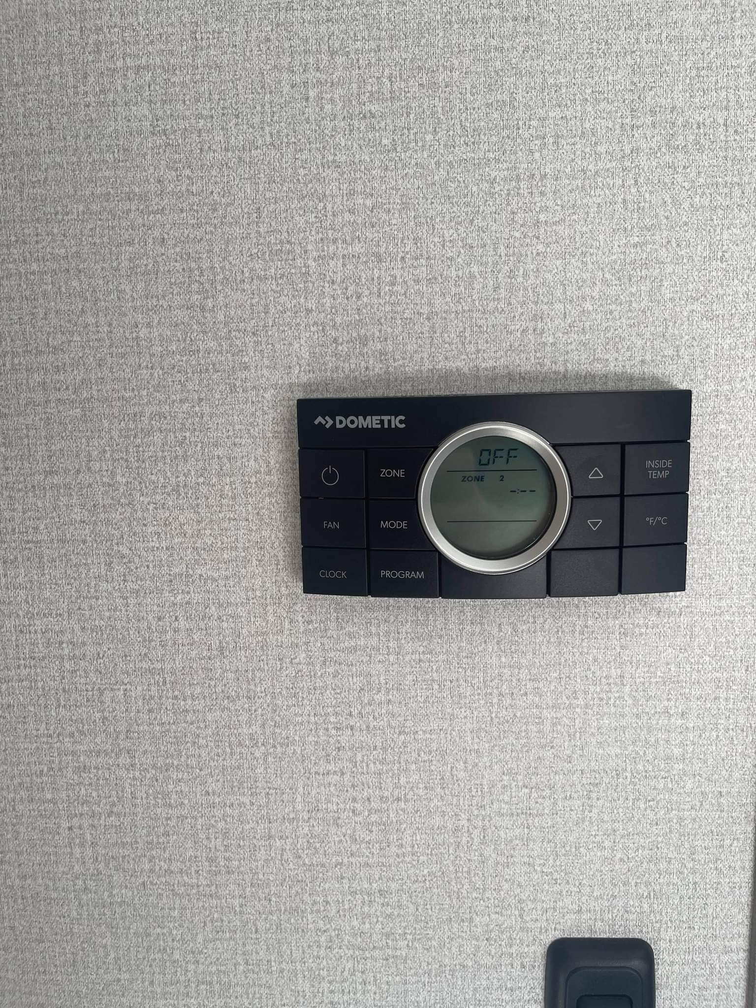 Thermostat. Forest River Sunseeker Classic 2022