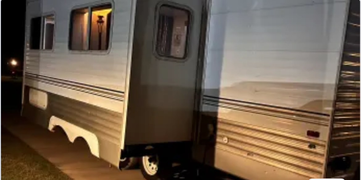 Travel trailer RV Rental 