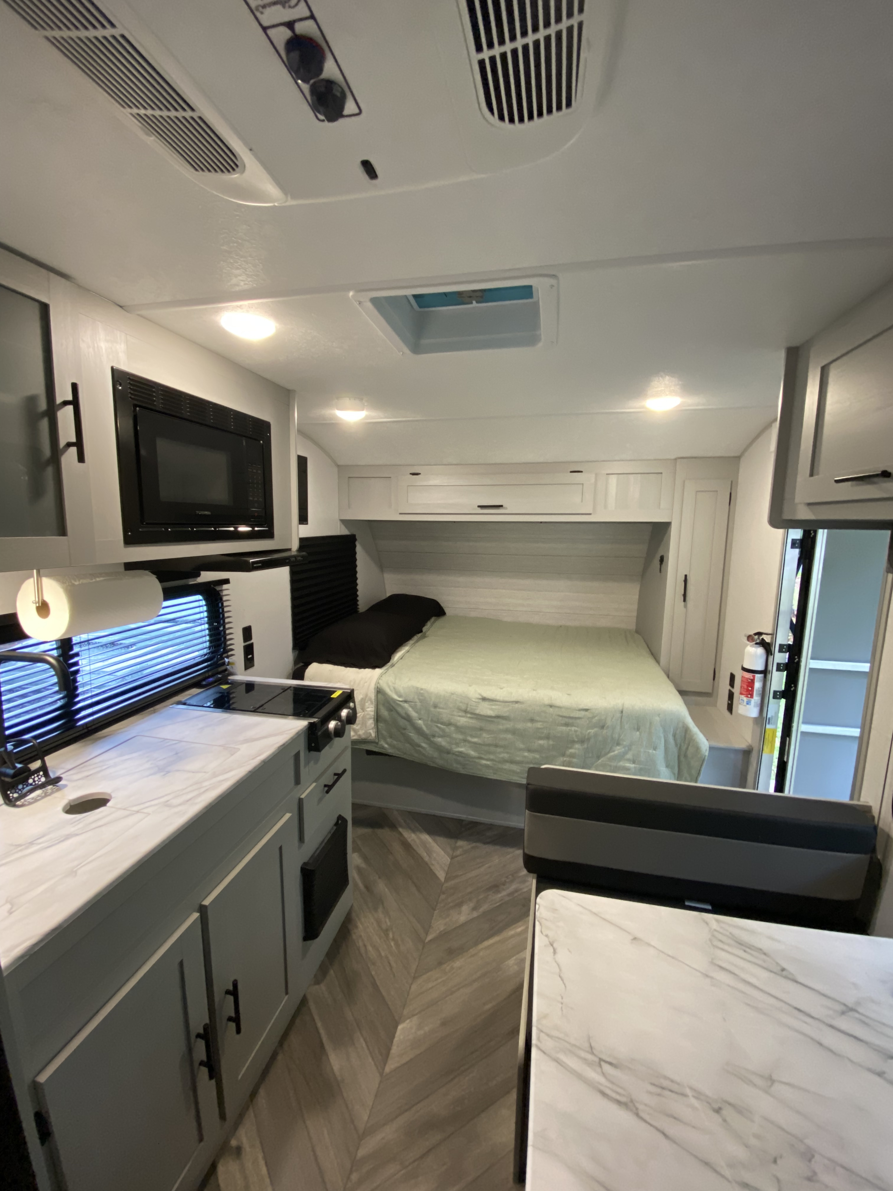 Travel trailer RV Rental 