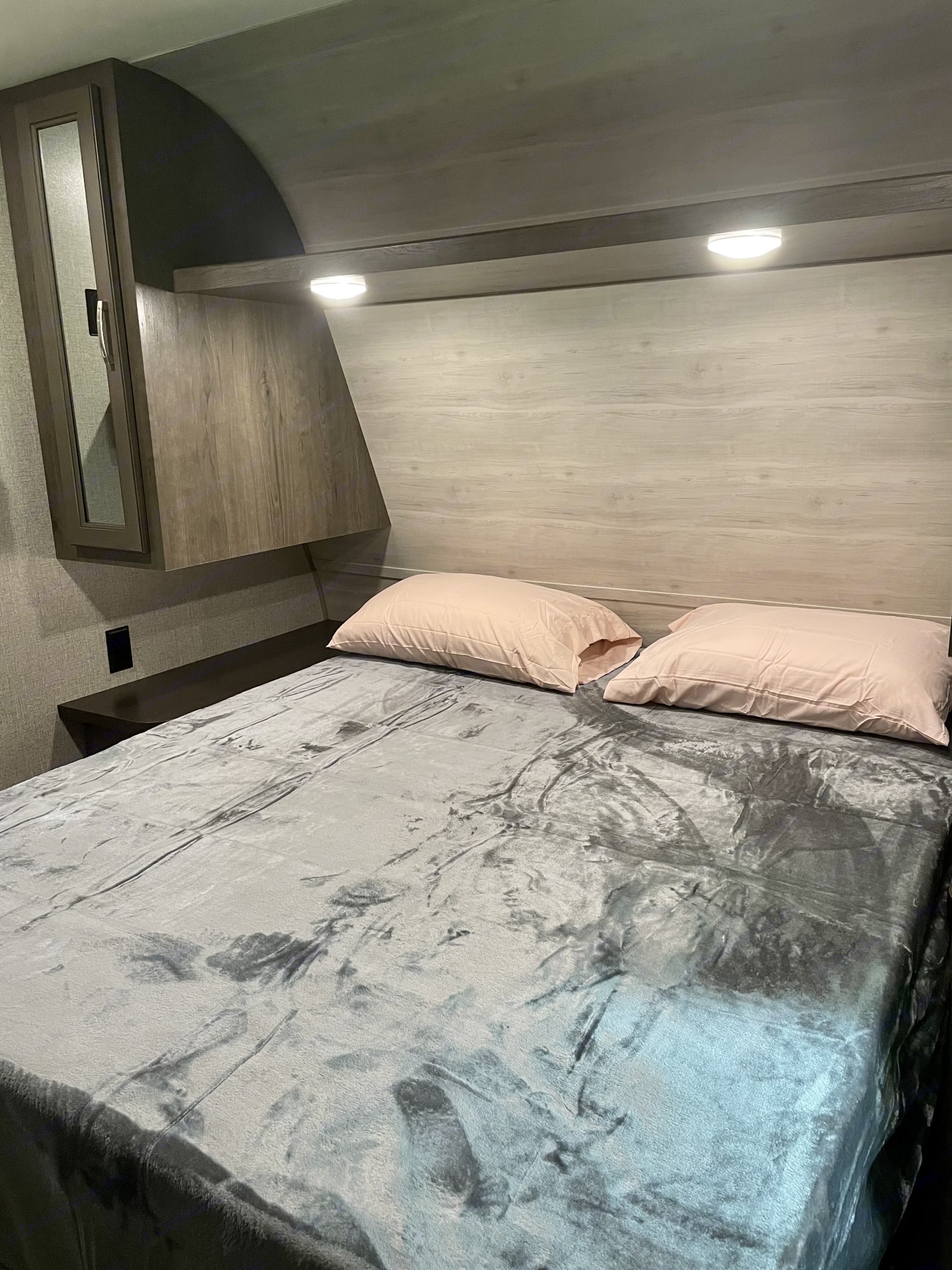 Travel trailer RV Rental 
