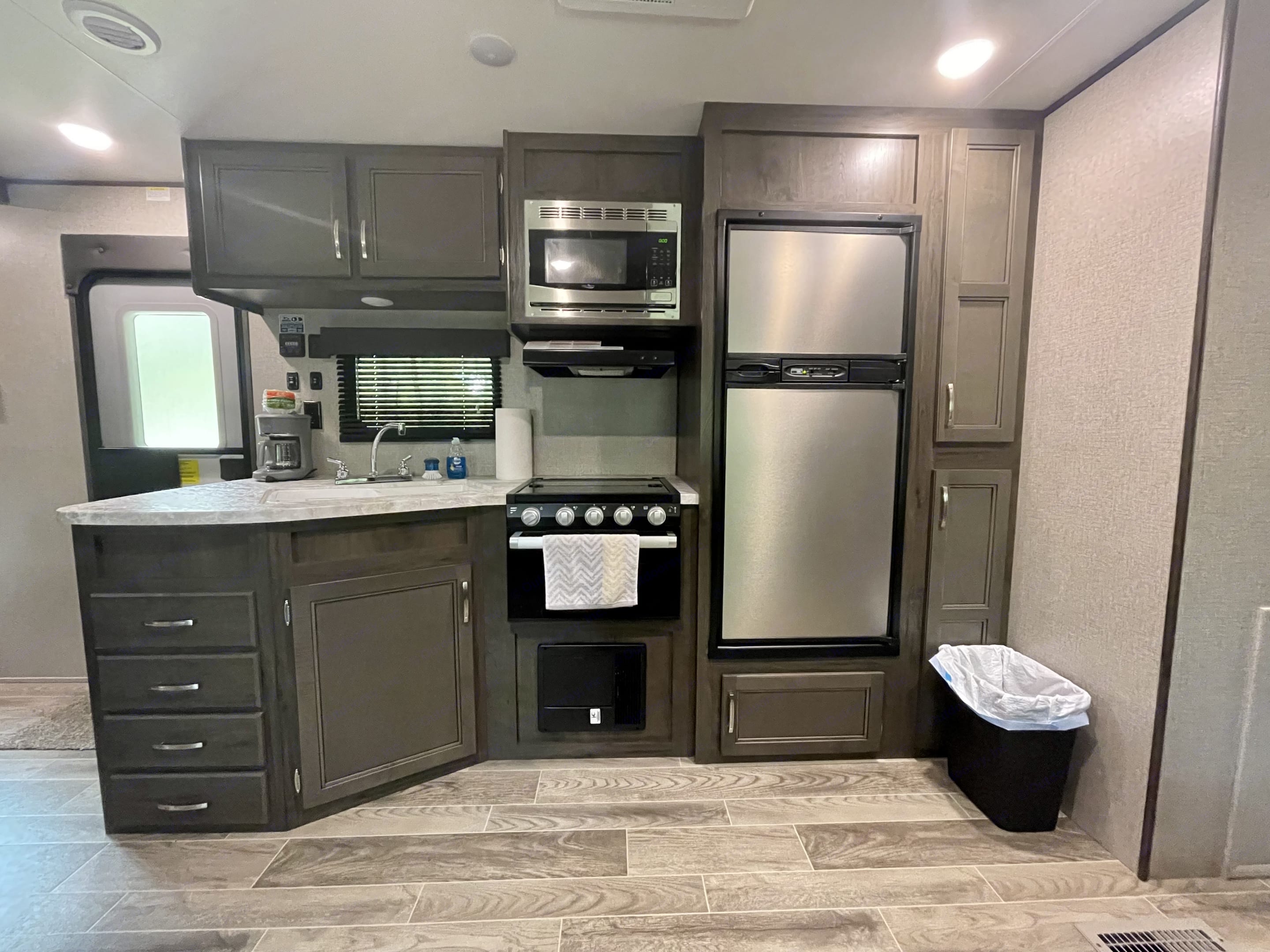 Travel trailer RV Rental 