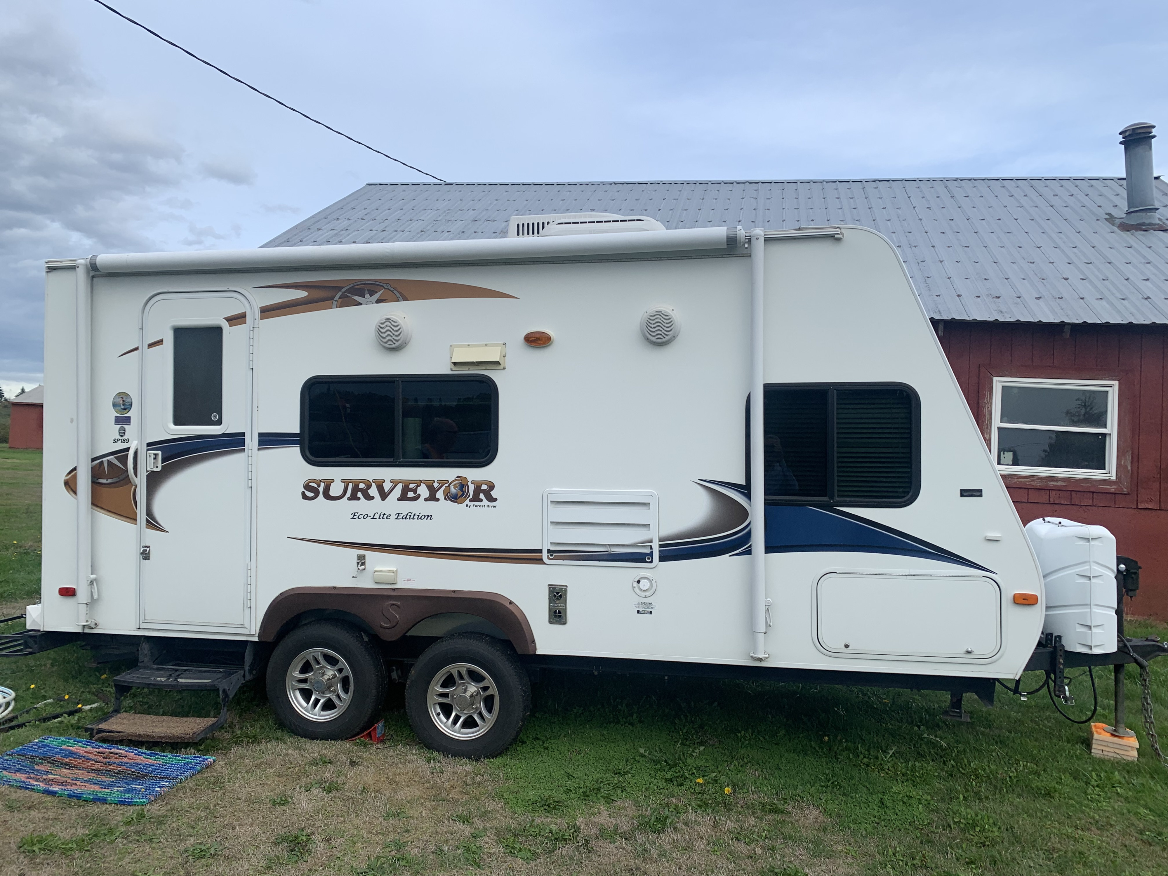 YOUR CHARIOT AWAITS! 2015 Forest River Surveyor Sport Ultra Light