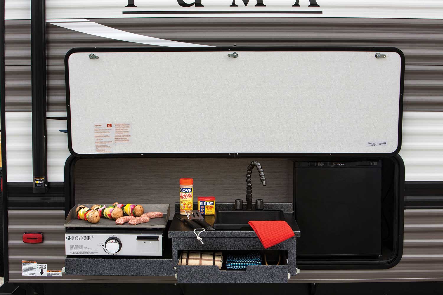MACS Bunkhouse- Fully stocked and delivery available