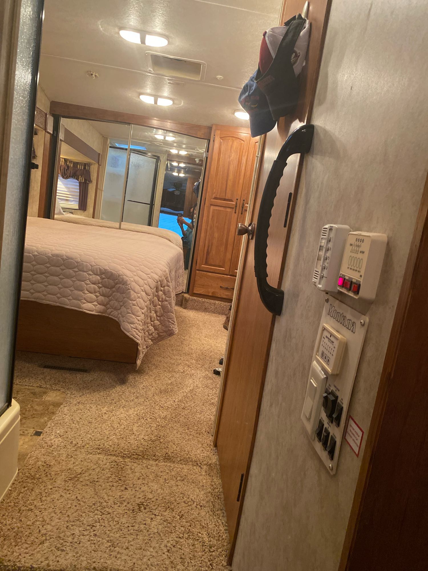 Spacious bedroom with plenty of closet space. Keystone RV Company Montana Mountaineer Edition 2010