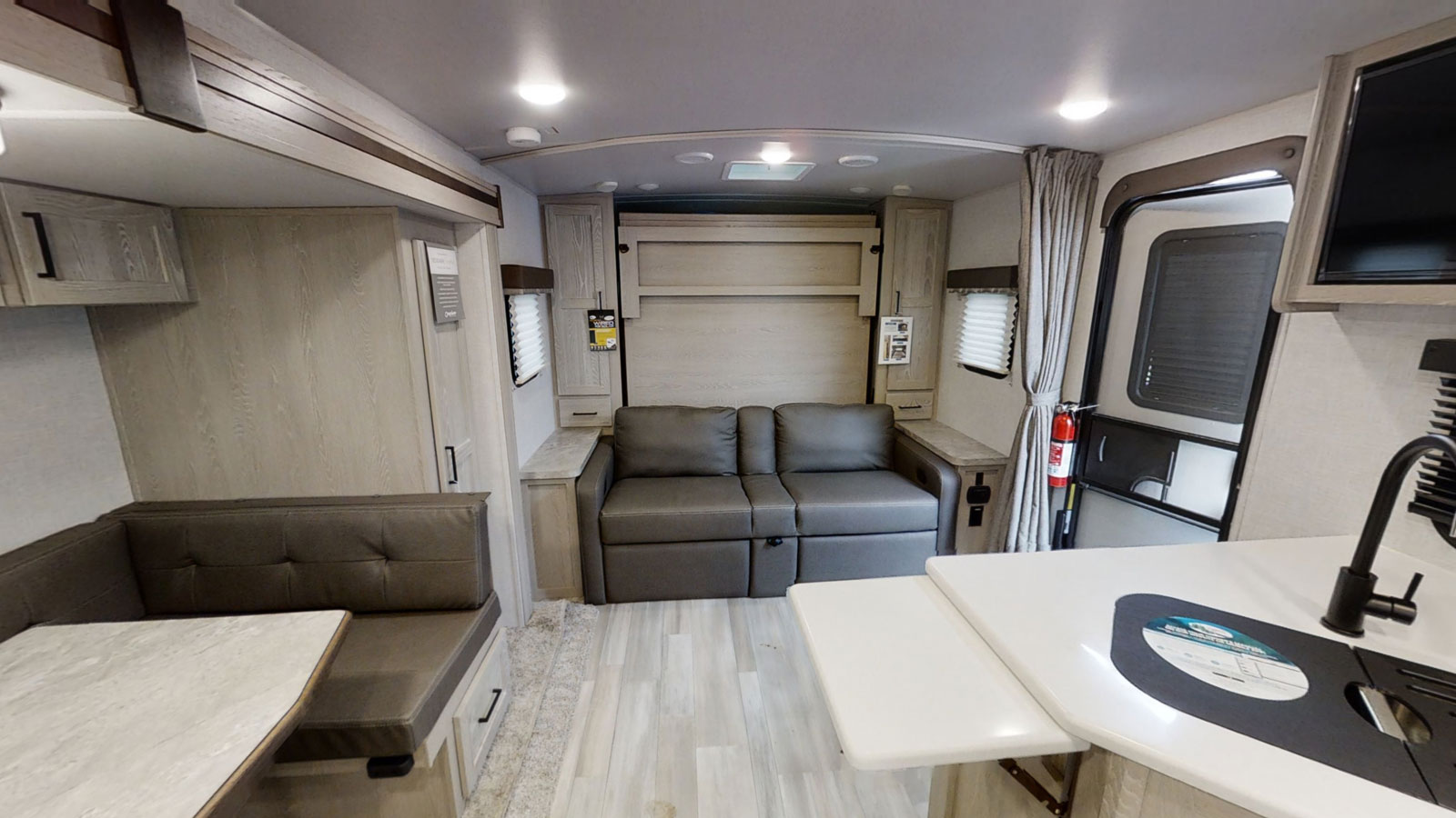 Reclining sofa and pull down Queen size murphy bed. Forest River Rockwood Mini Lite 2509S 2022