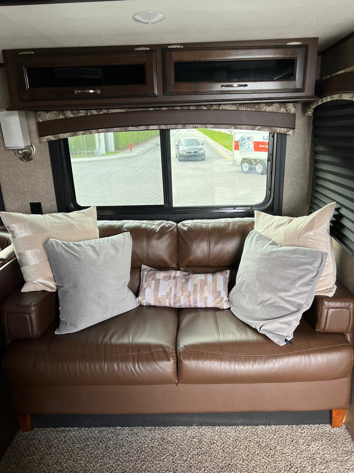 Travel trailer RV Rental 