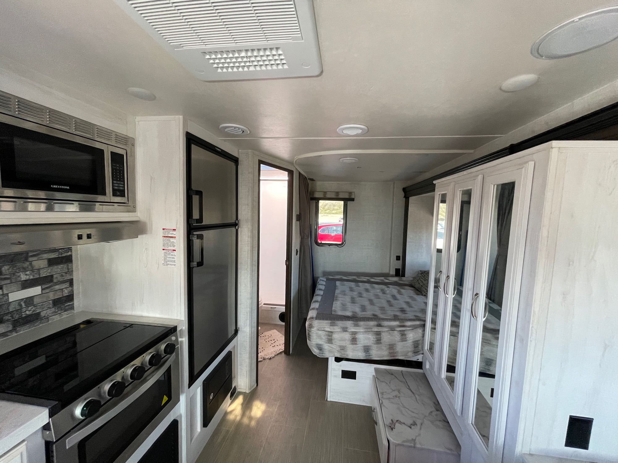 Slider Out of Kitchen and Bed. Gulf Stream B Touring Cruiser 2021