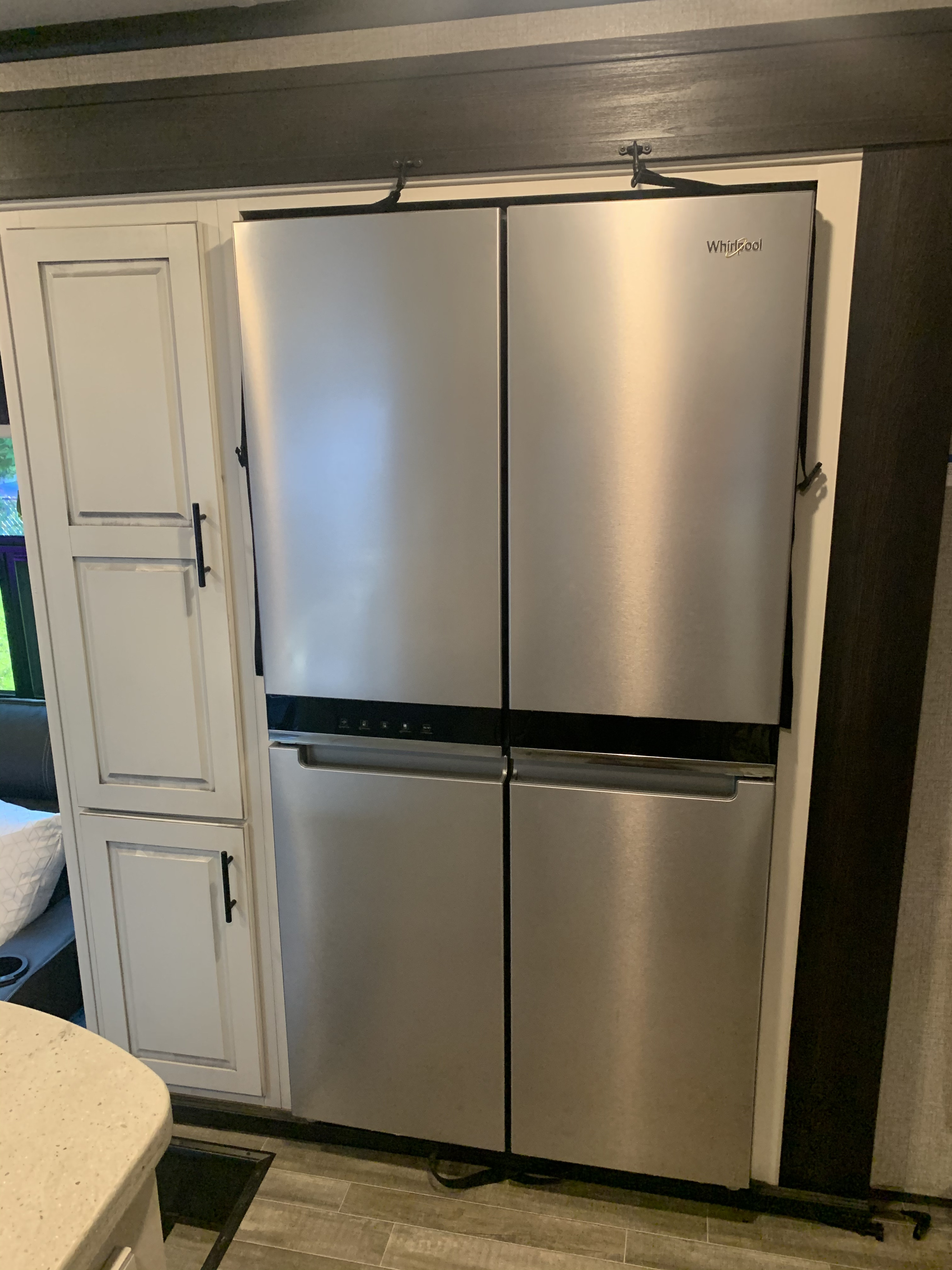 Fifth-wheel RV Rental 