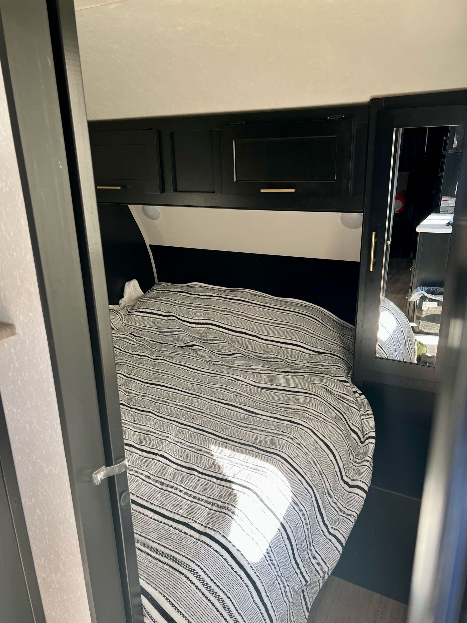 Forest River Cherokee Grey Wolf 2021