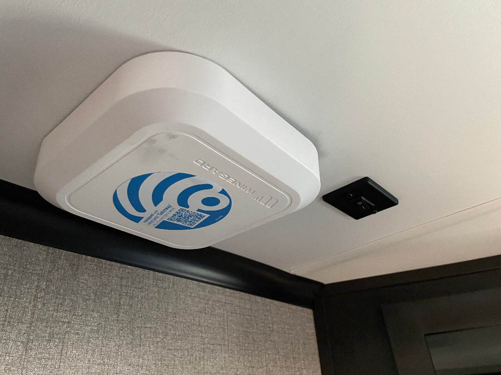 Fifth-wheel RV Rental 