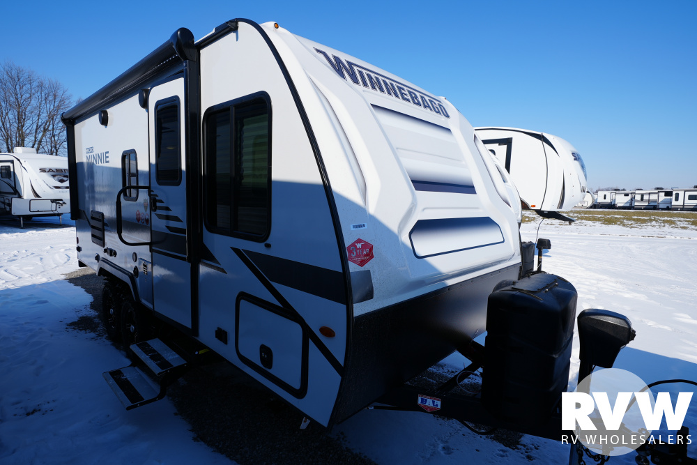 2022 Winnebago Micro Minnie