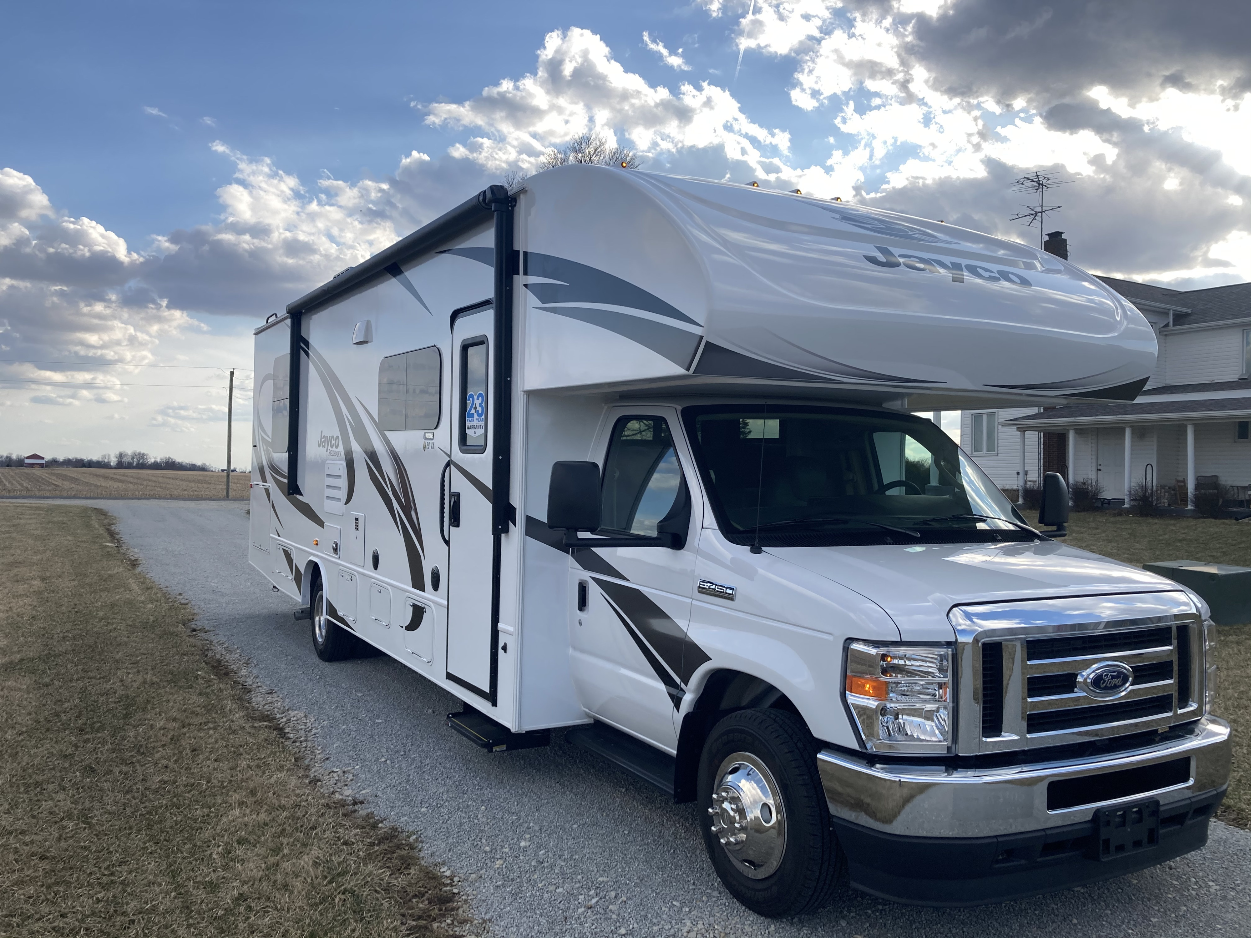 Paul Sherry RV Find Your Perfect Road Trip Companion Paul Sherry RV Find Your Perfect Road Trip Companion