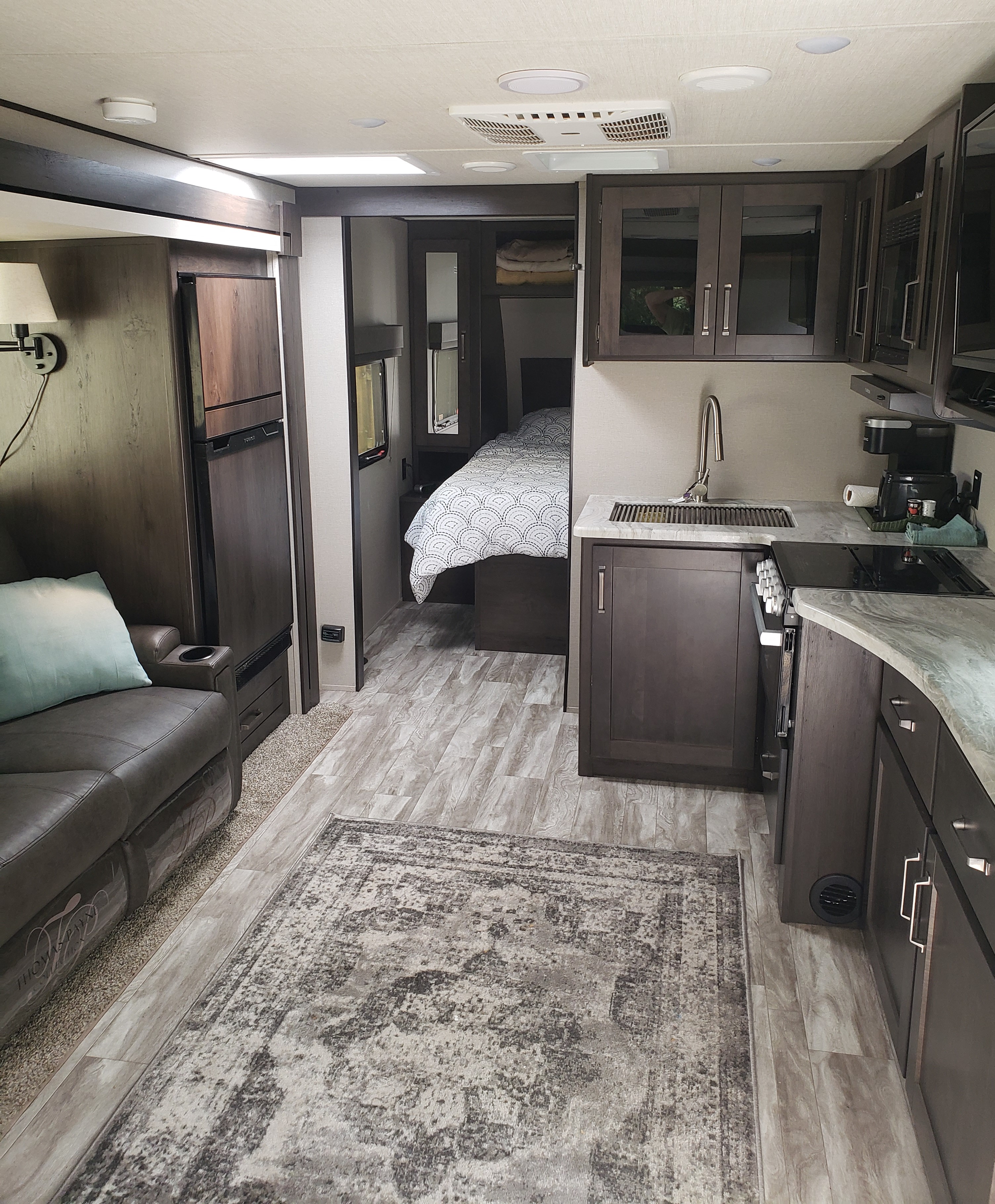 Travel trailer RV Rental 