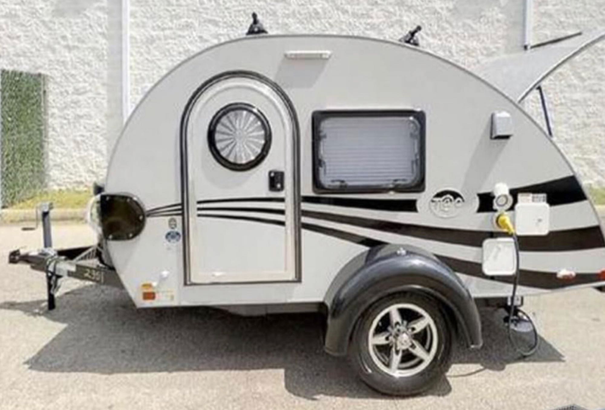 Travel trailer RV Rental 