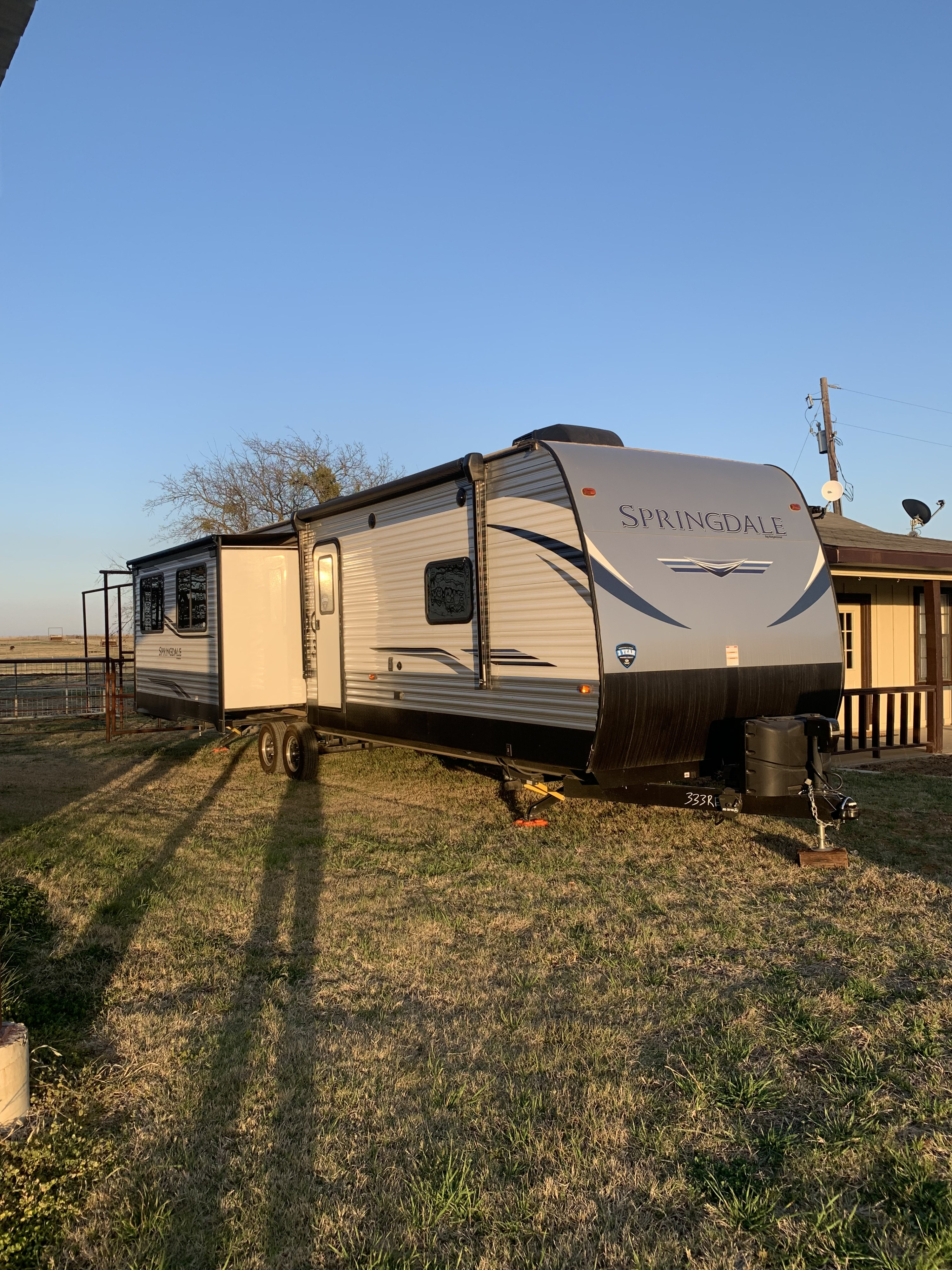 Travel trailer RV Rental 