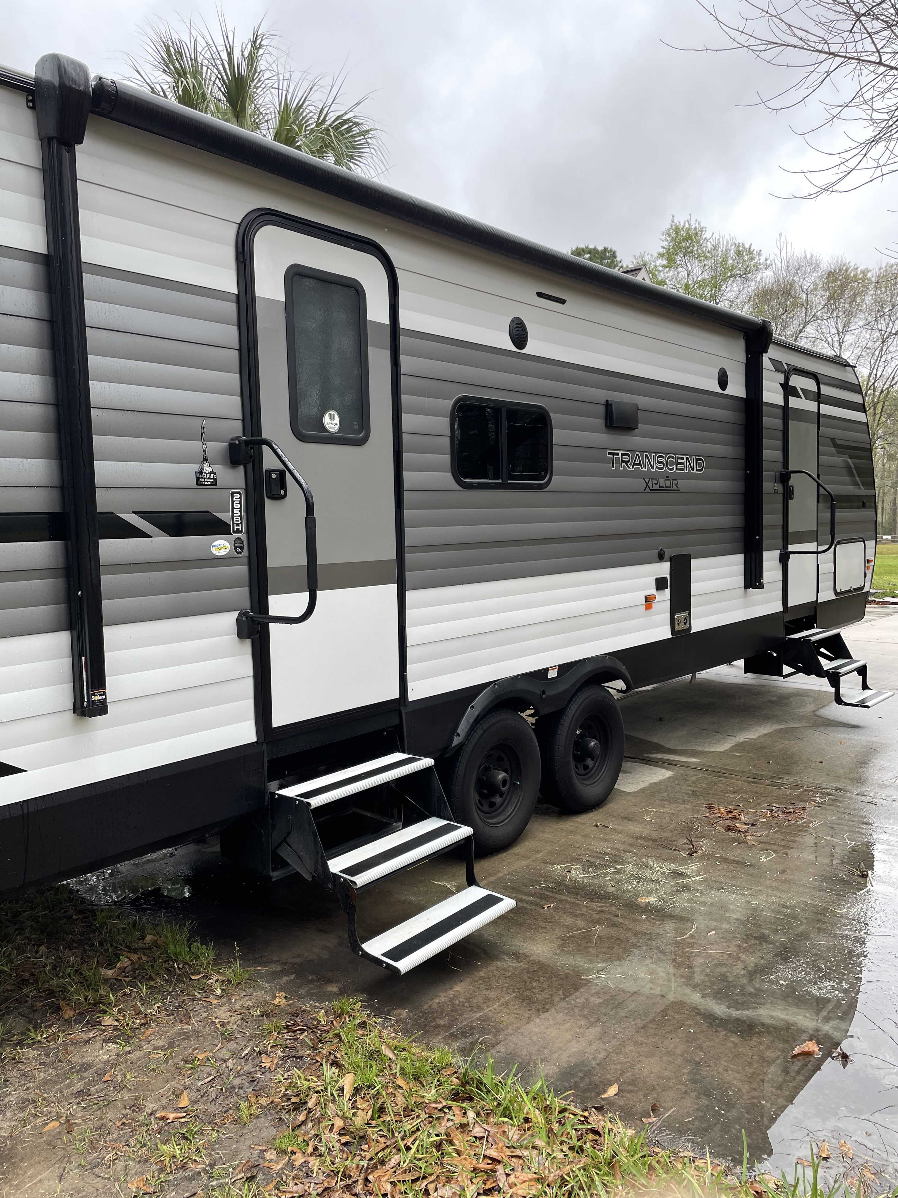 Travel trailer RV Rental 