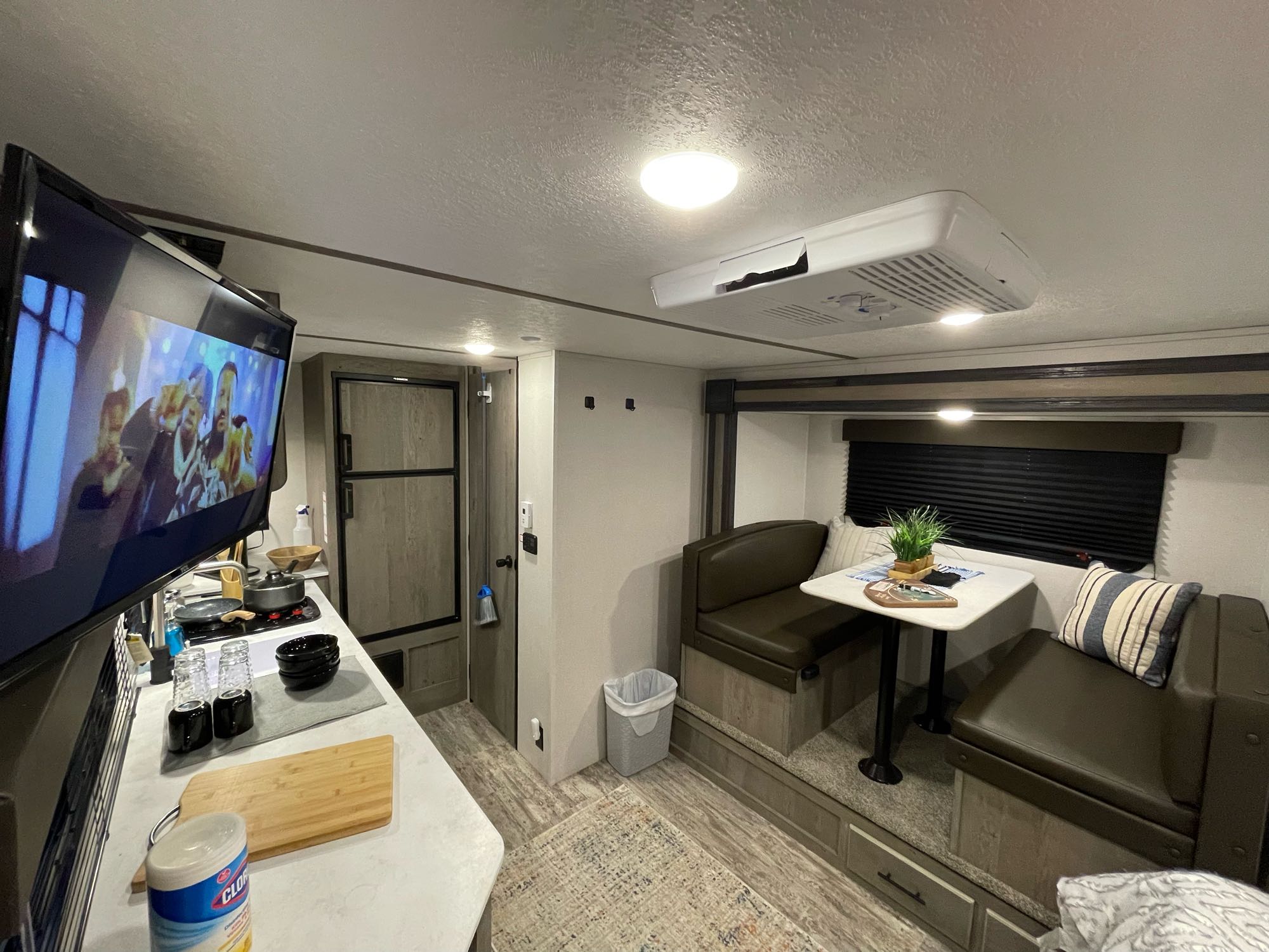 Travel trailer RV Rental 