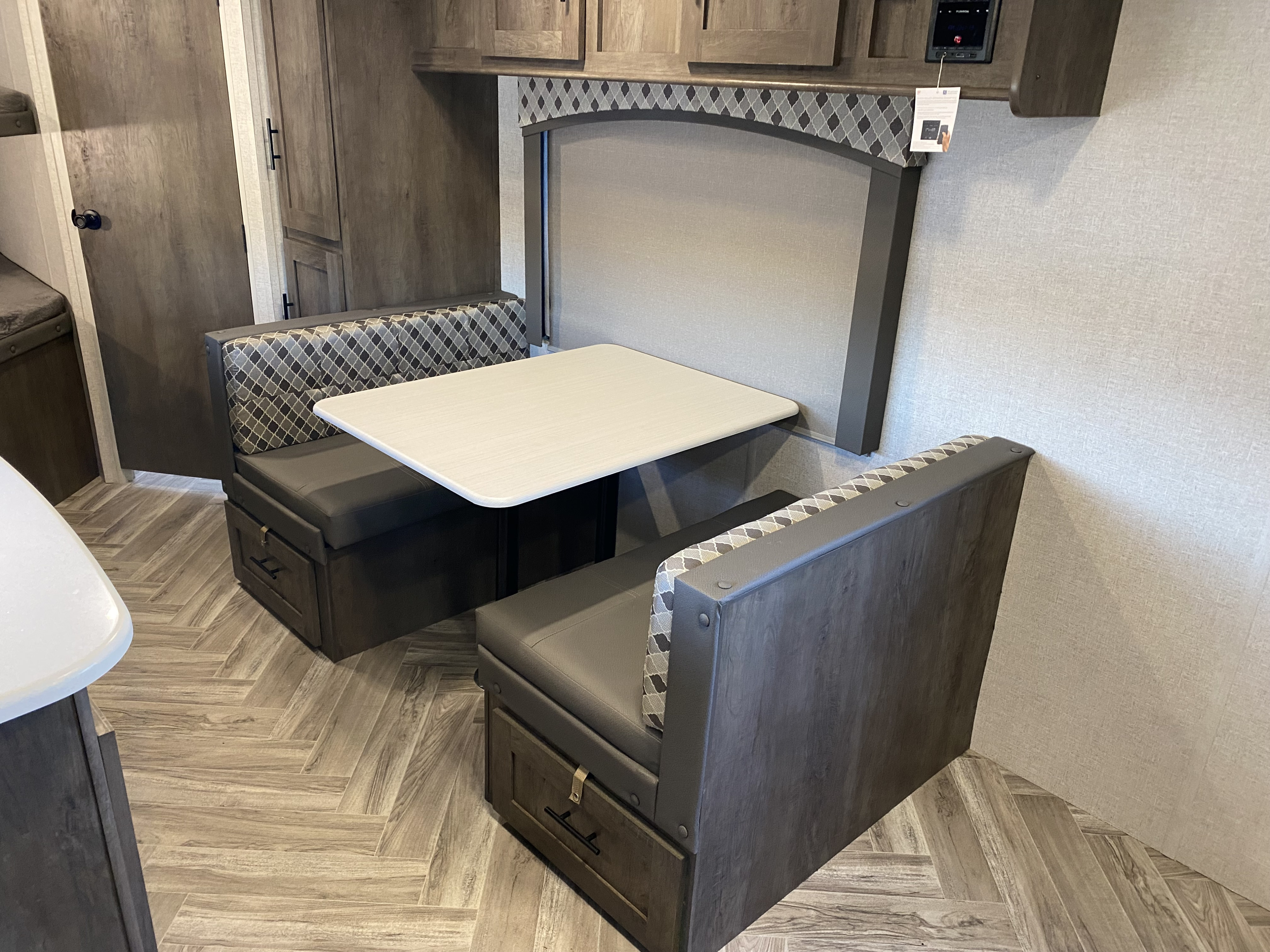 Travel trailer RV Rental 