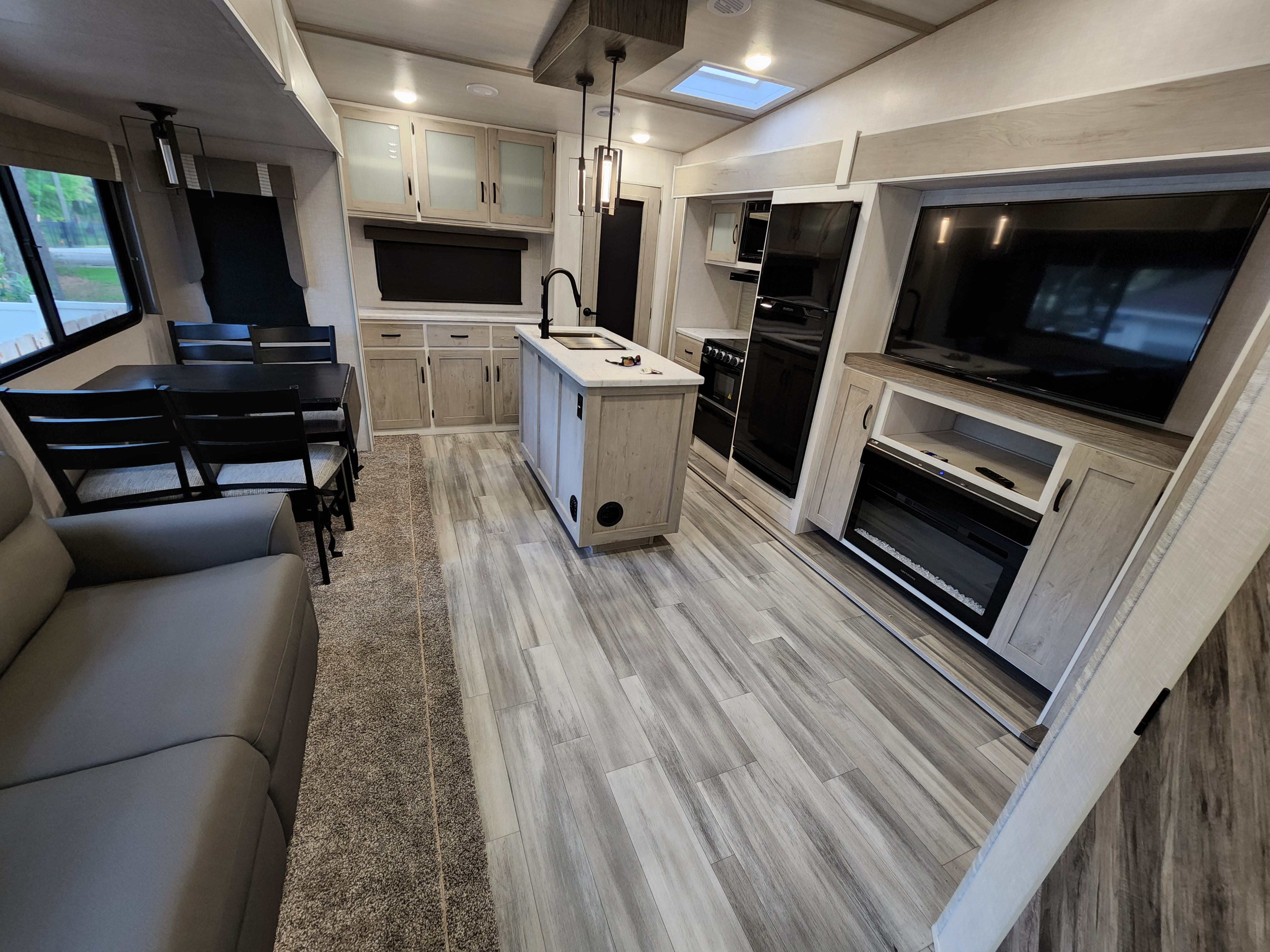 2022 Forest River Impression 315MB LOFT and 2ND PRIVATE ROOM