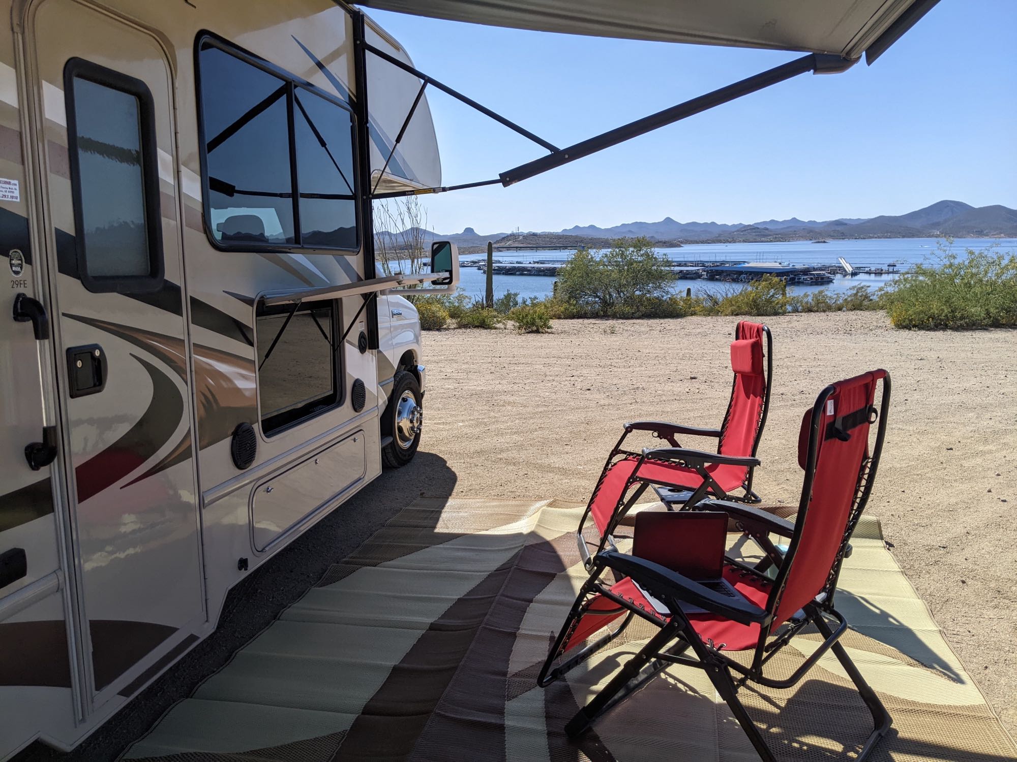 Solar, spacious and fully loaded!! 2016 Thor Freedom Elite