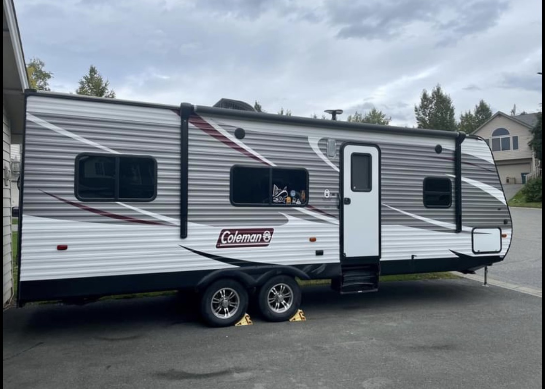2018 Dutchmen Coleman Lantern Toy Hauler