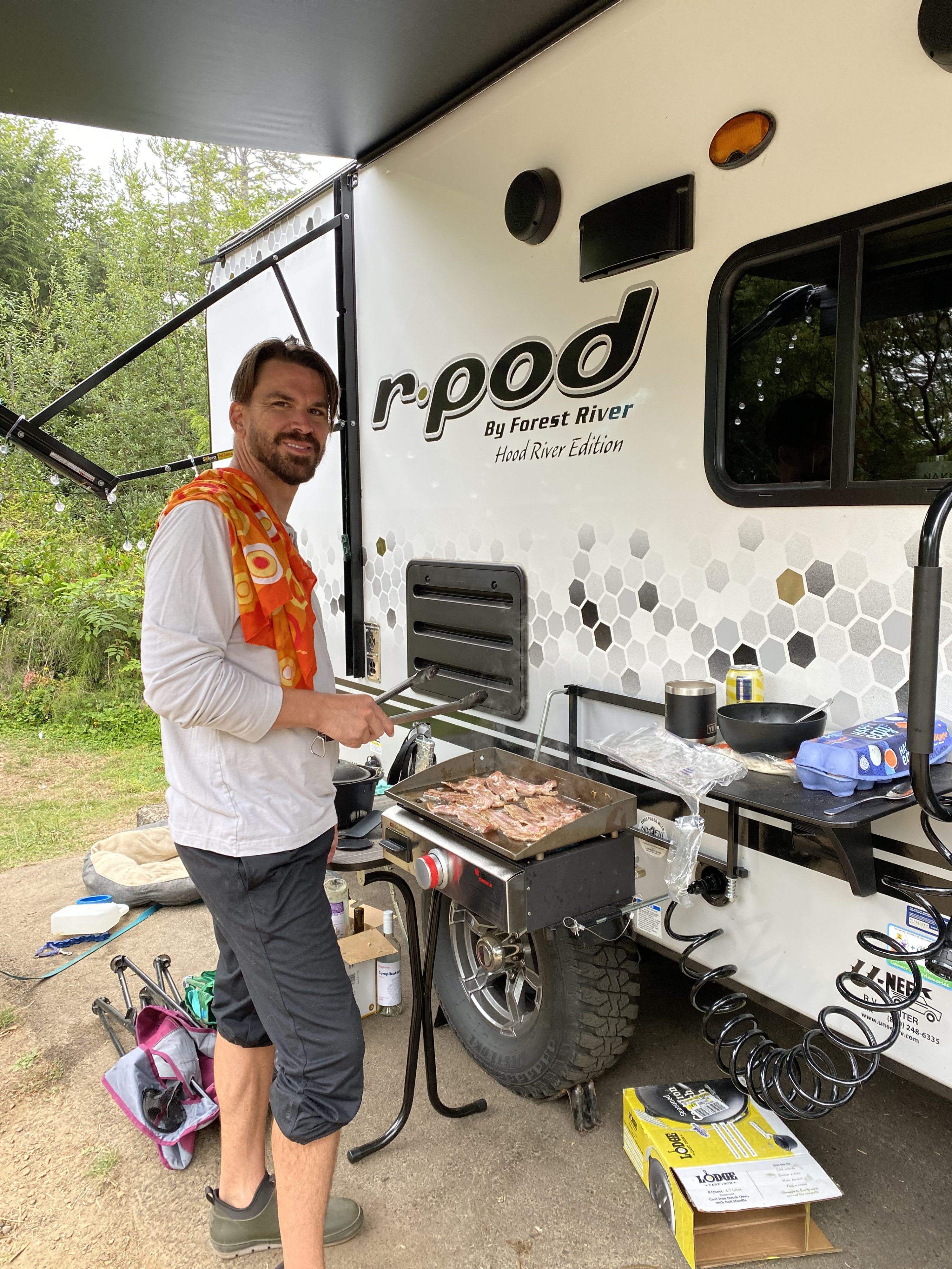 R-Pod Hood River Edition with Bunks