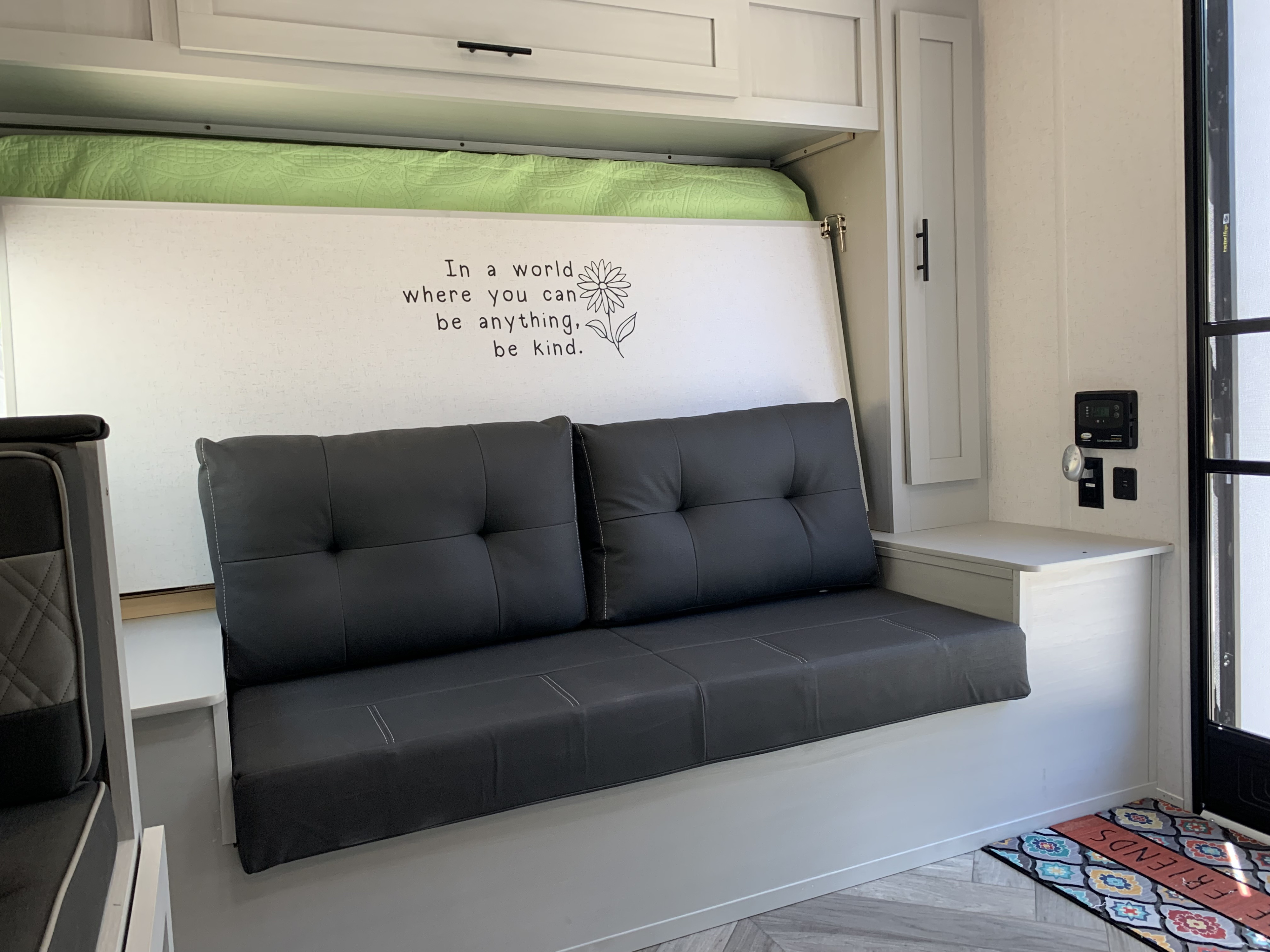 Travel trailer RV Rental 