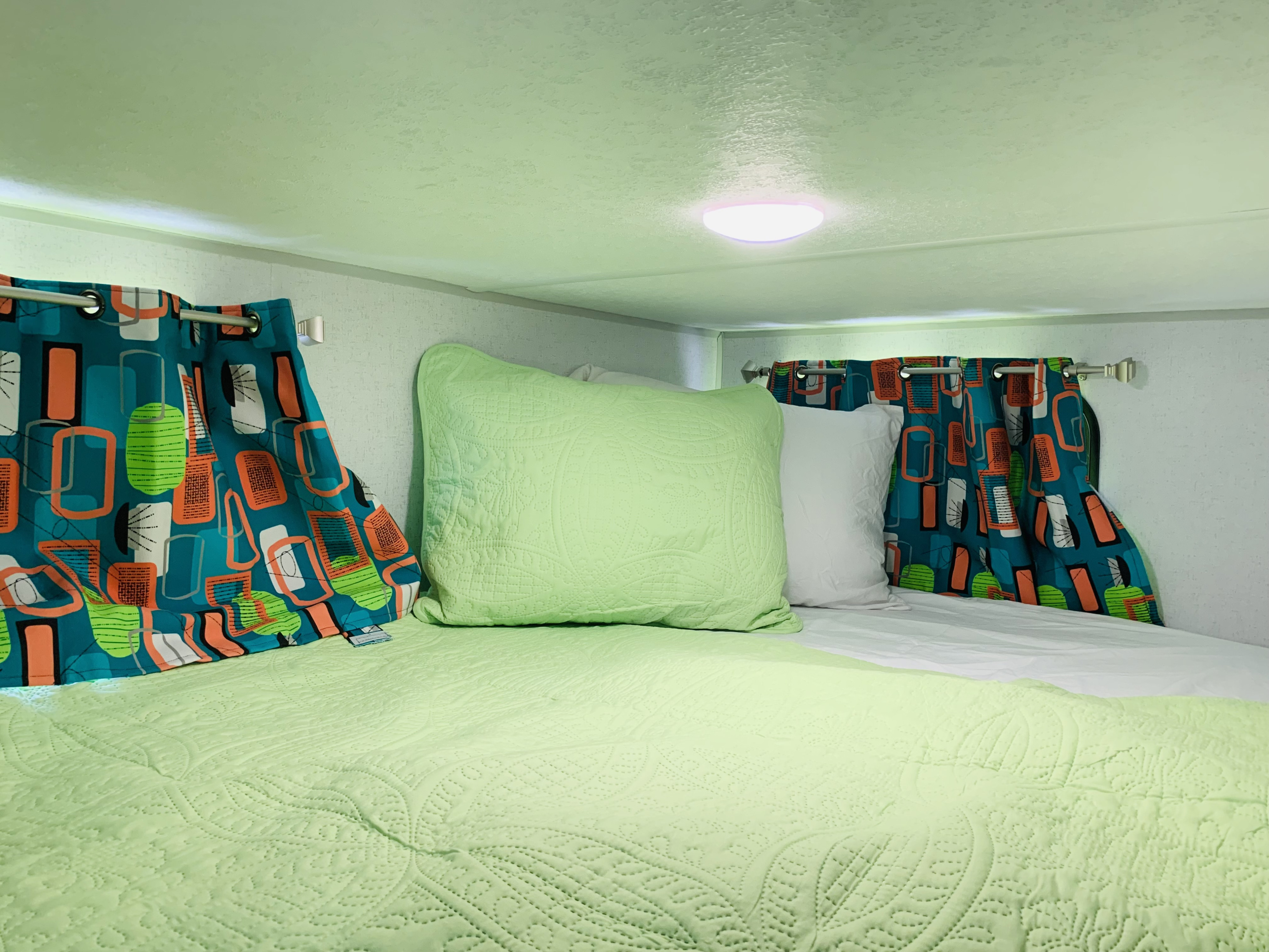 Travel trailer RV Rental 