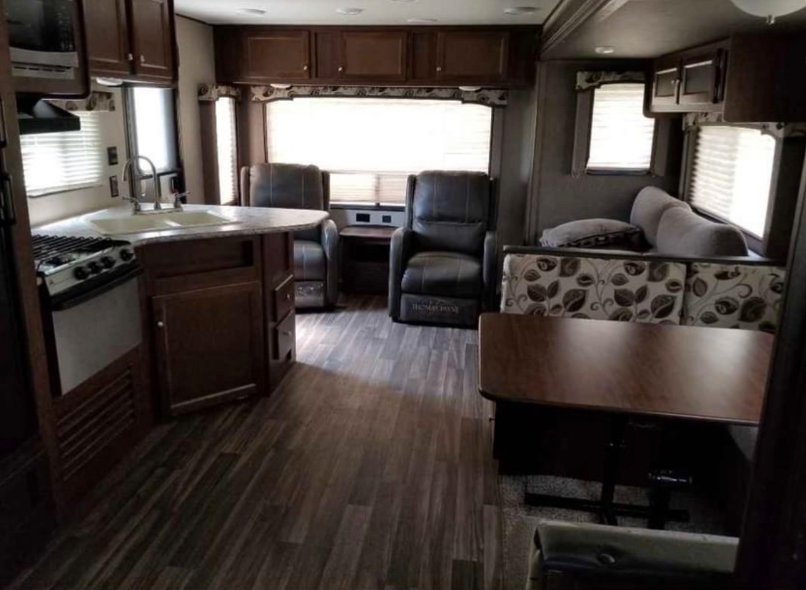 2017 Keystone RV Hideout Luxury