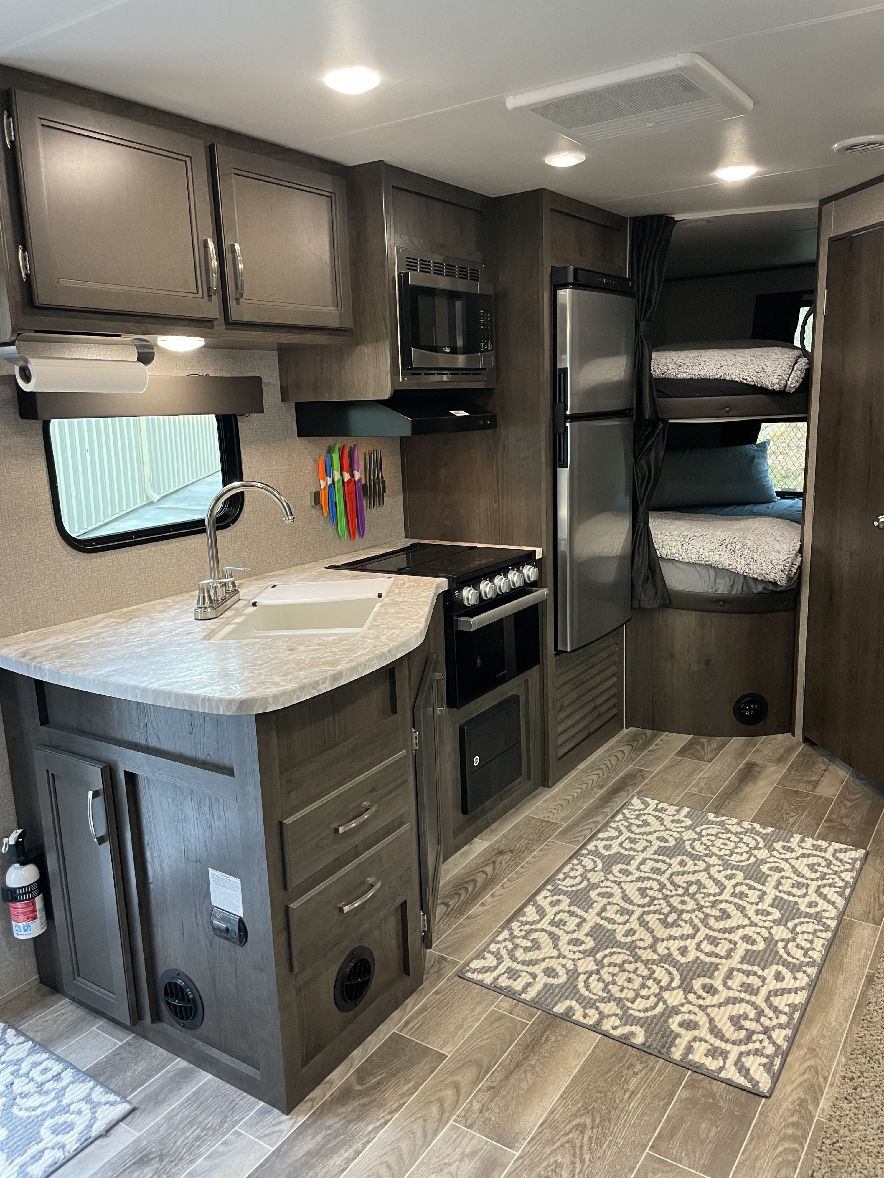 Travel trailer RV Rental 