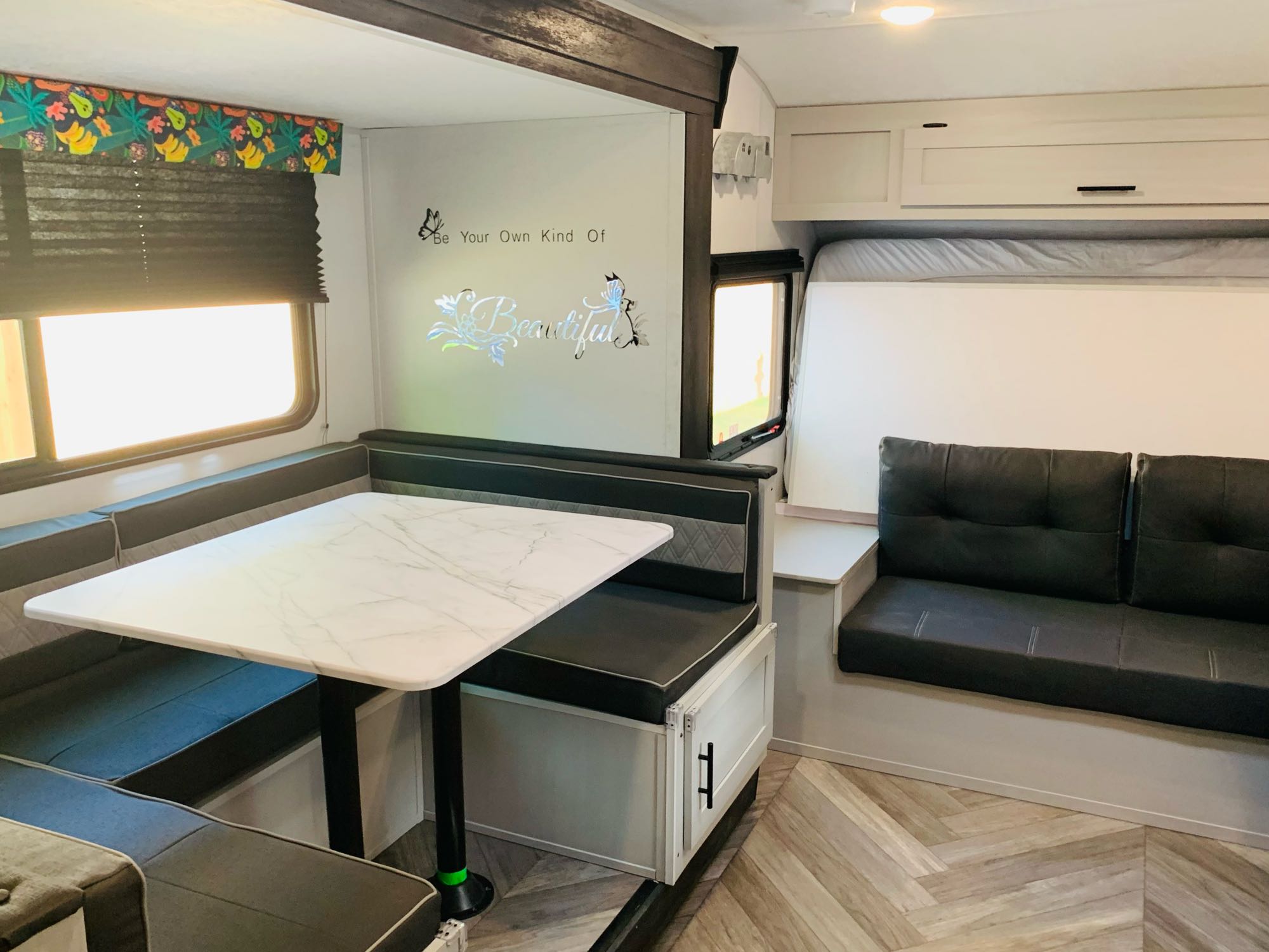 Travel trailer RV Rental 