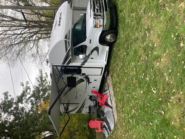 2021 Jayco Greyhawk - leave car at p/u  Discount for local delivery/pickup