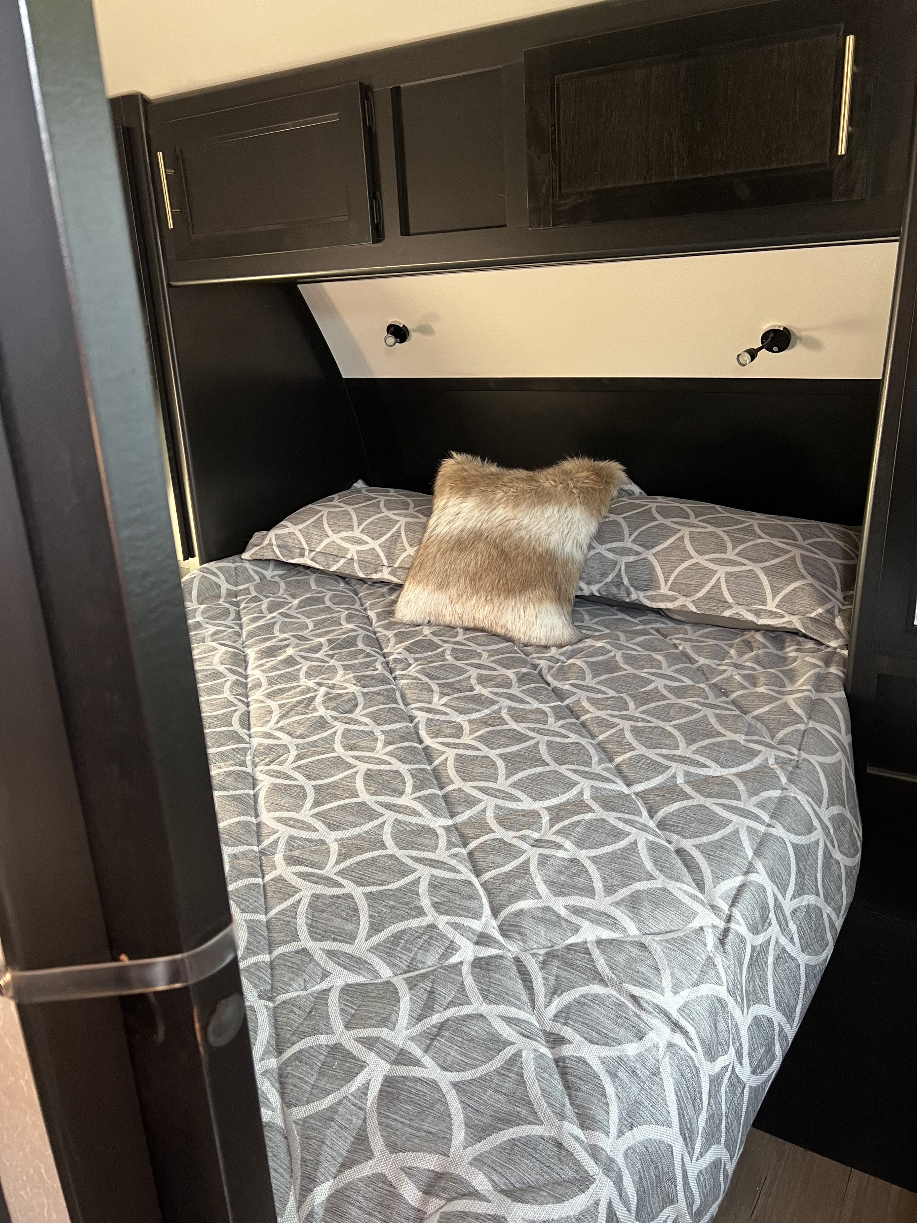 Travel trailer RV Rental 