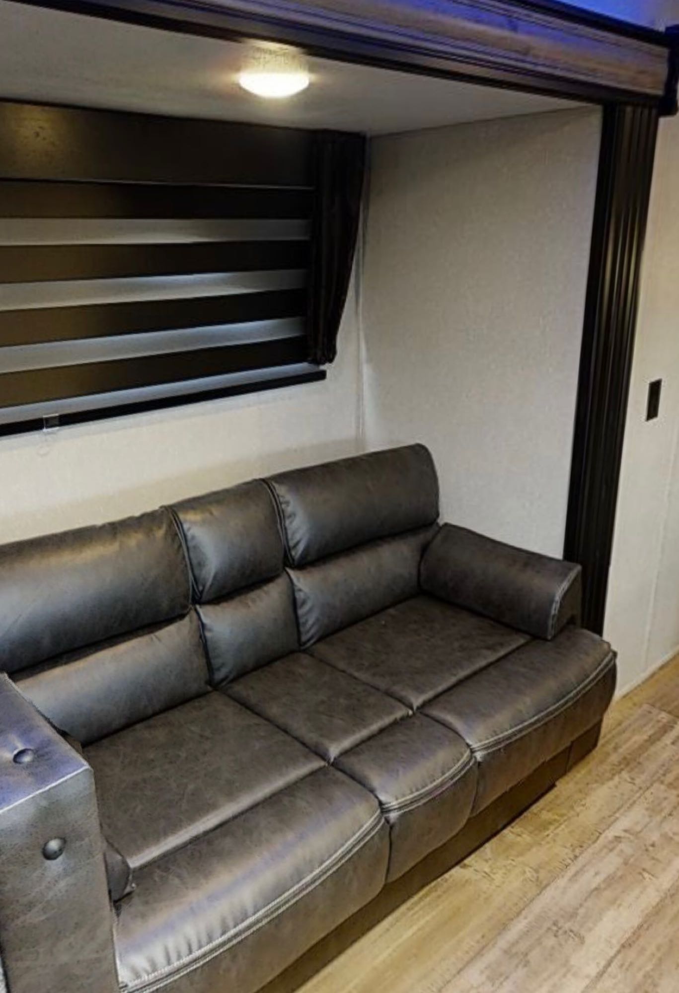 Travel trailer RV Rental 