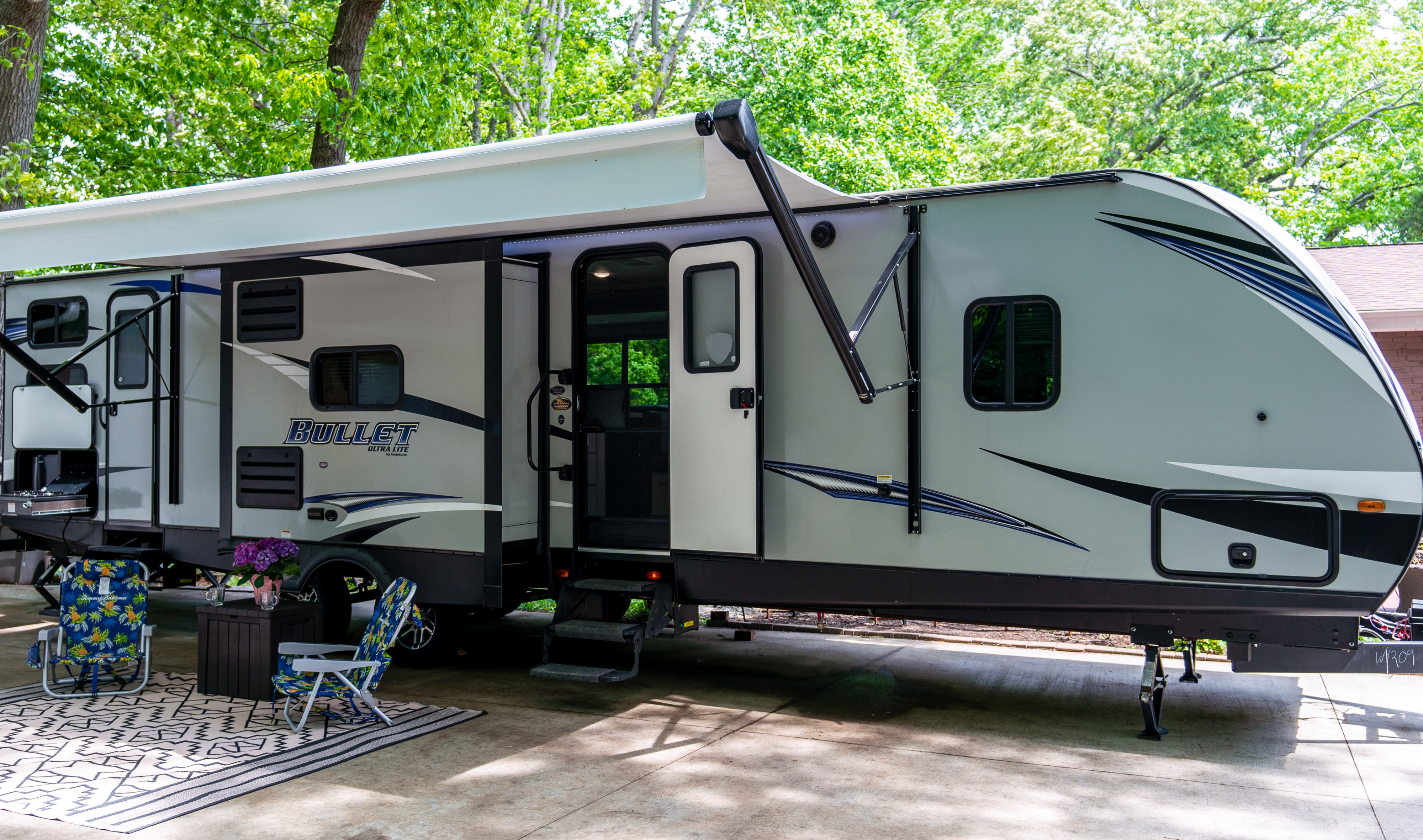 Travel trailer RV Rental 