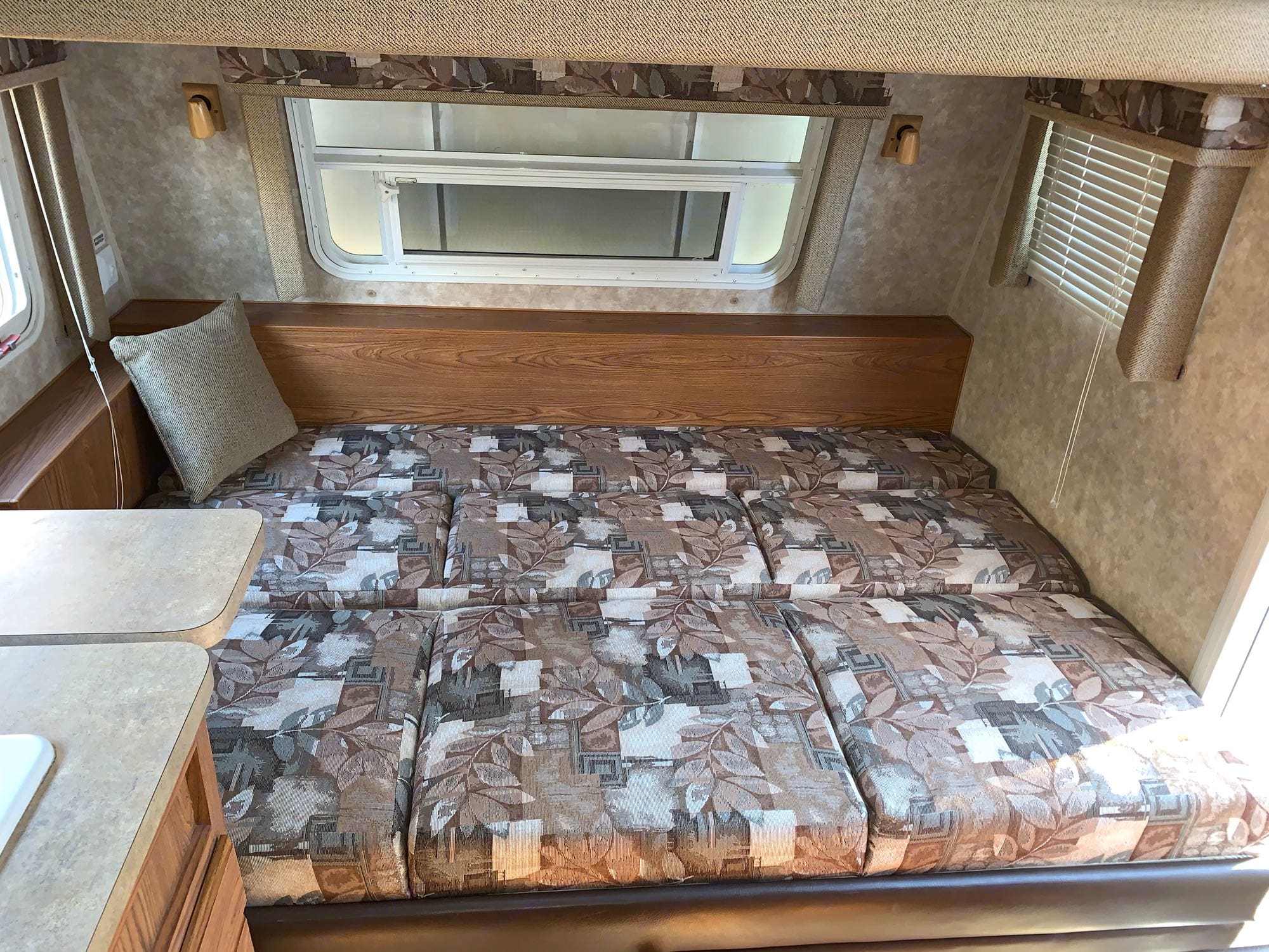 In the evening, the sofa effortlessly folds down into a queen-sized bed. GUESTS WILL NEED TO BRING THEIR OWN SLEEPING BAGS/BEDDING FOR THIS UNIT. . Northwood Mfg Nash 2009