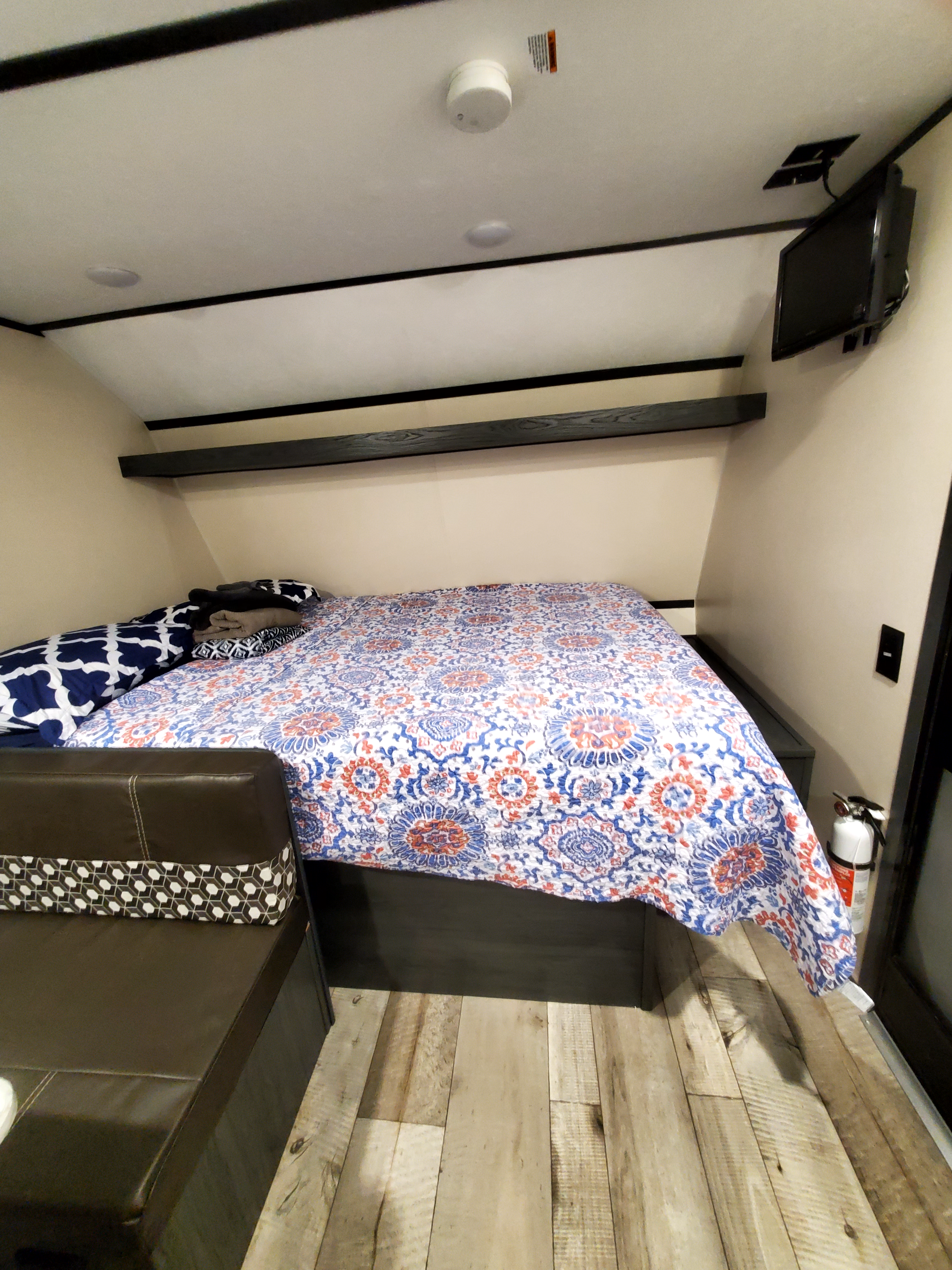 Travel trailer RV Rental 