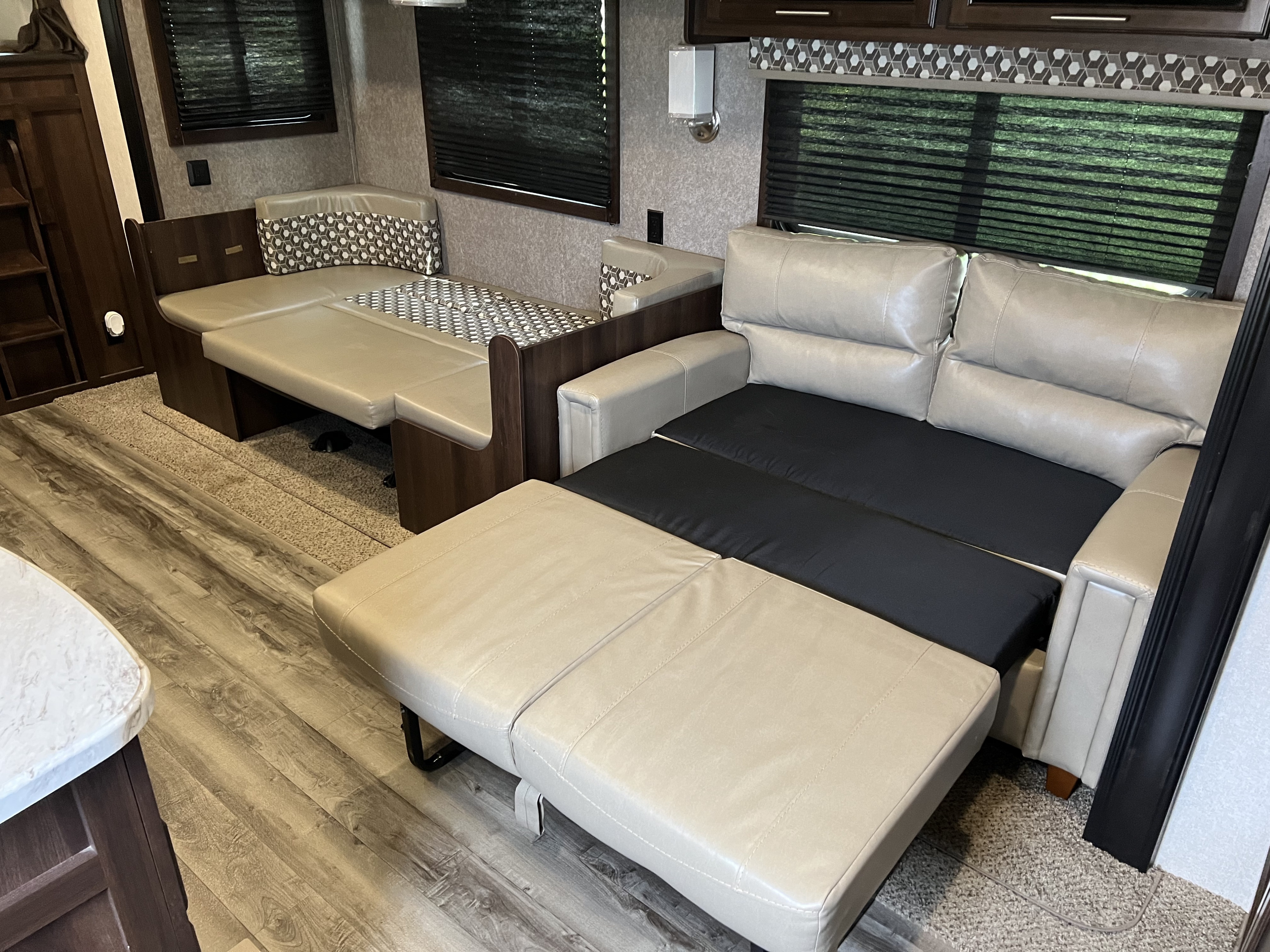 Travel trailer RV Rental 