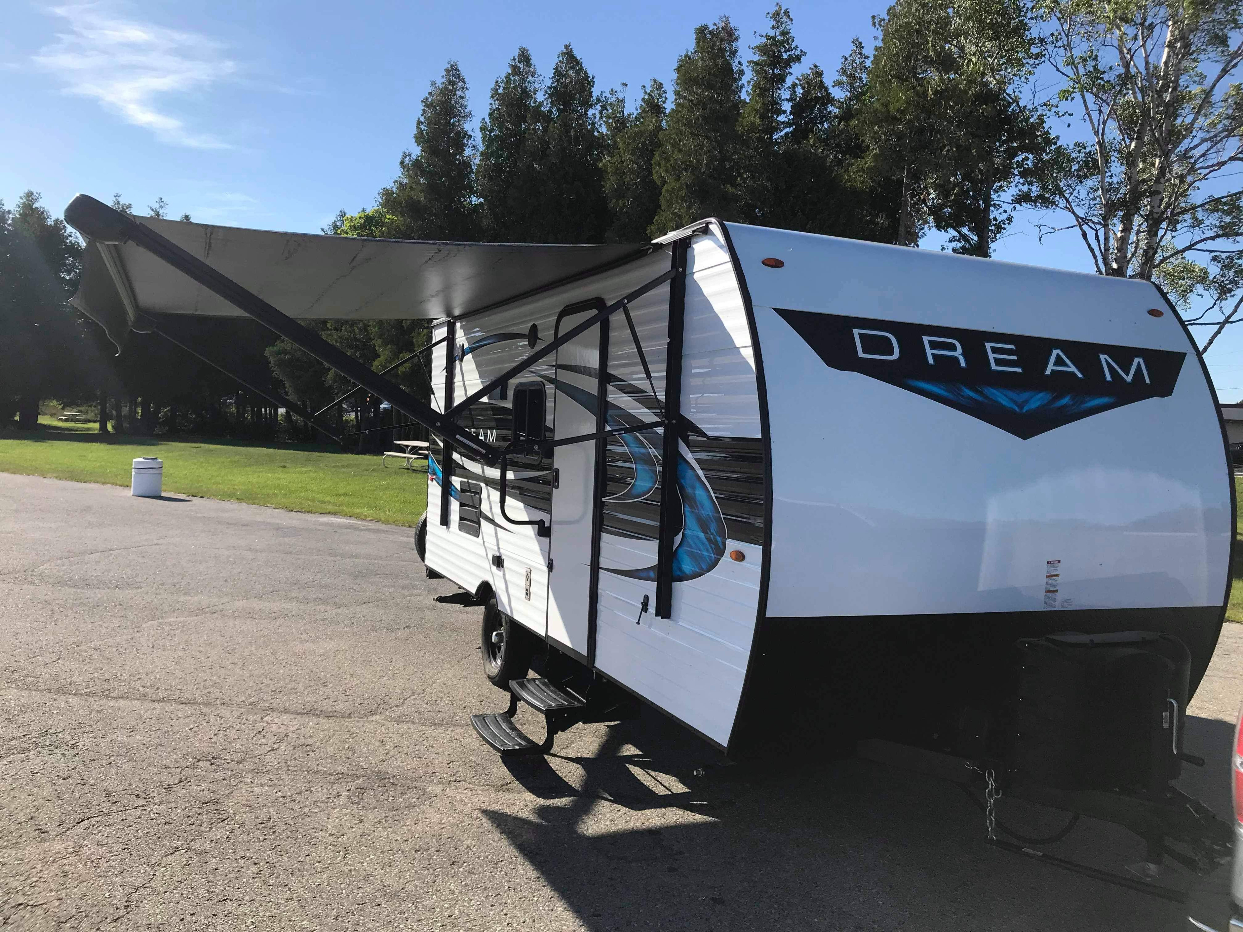 2018 Riverside Travel Trailer Dream