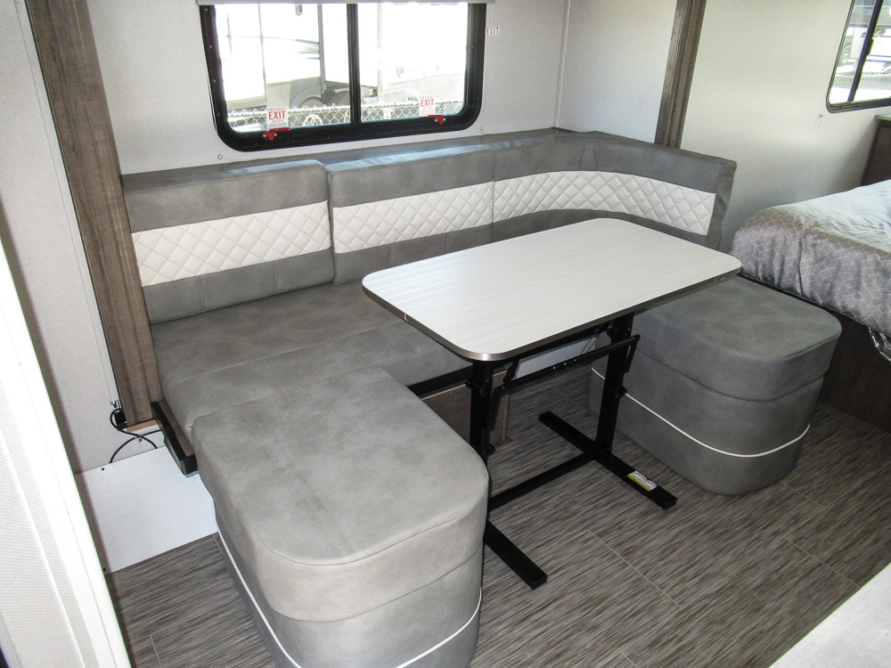 Travel trailer RV Rental 