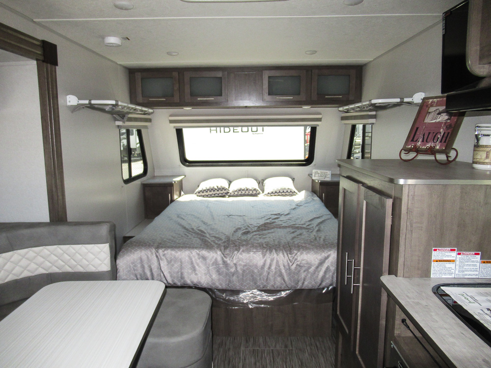 Travel trailer RV Rental 