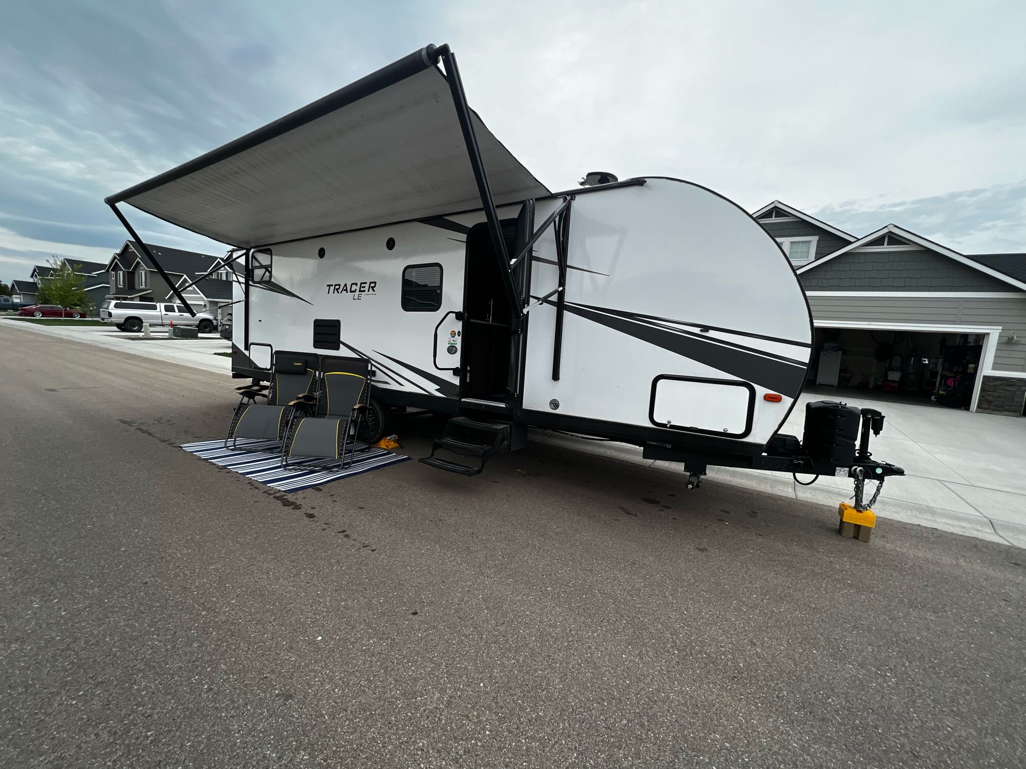 2020 forest river tracer family friendly trailer