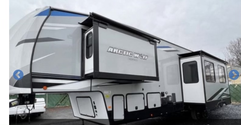 2021 Forest River Cherokee Arctic Wolf