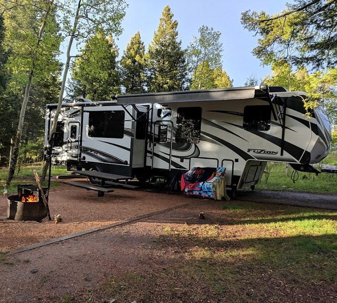 Toy hauler RV Rental 