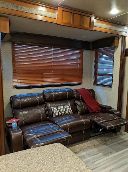 Toy hauler RV Rental 