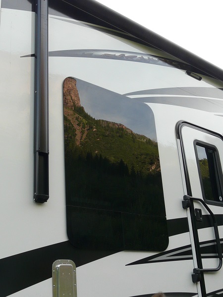 Toy hauler RV Rental 