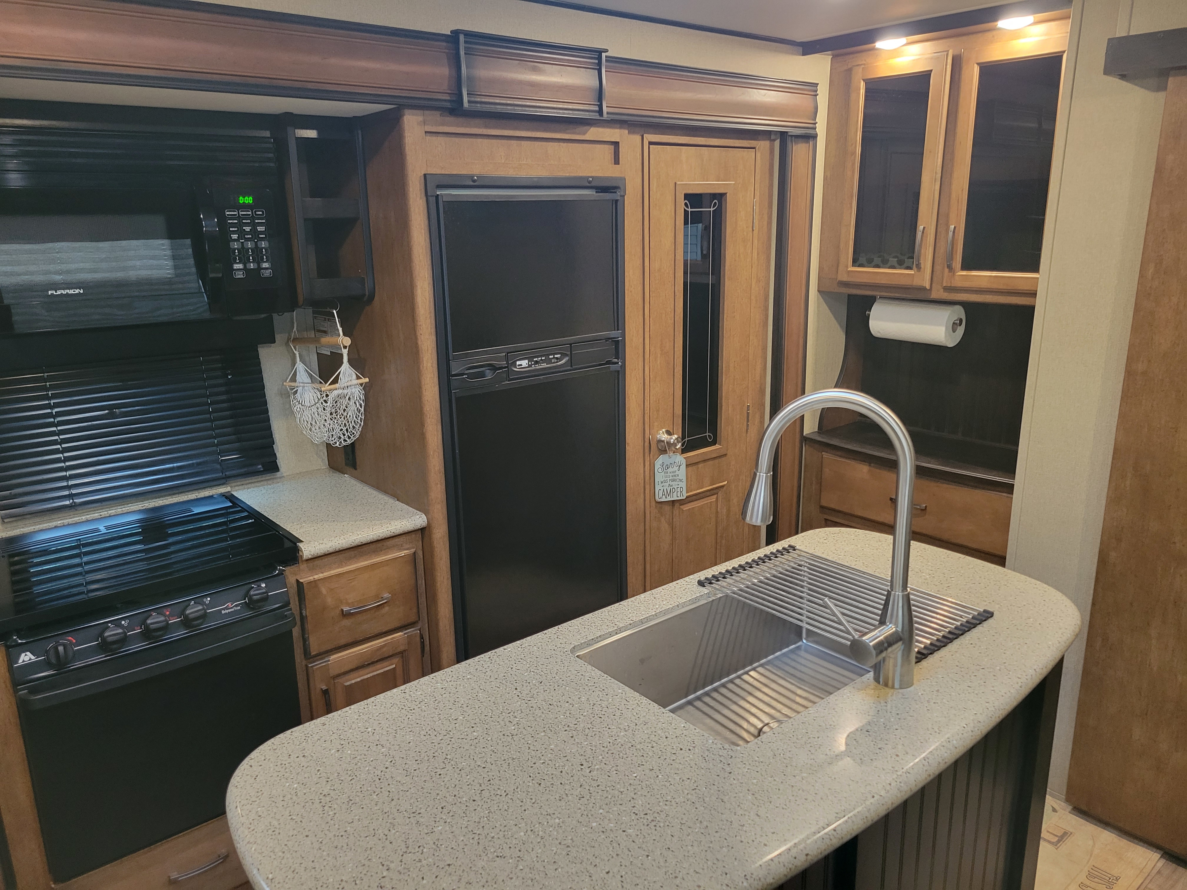 Travel trailer RV Rental 