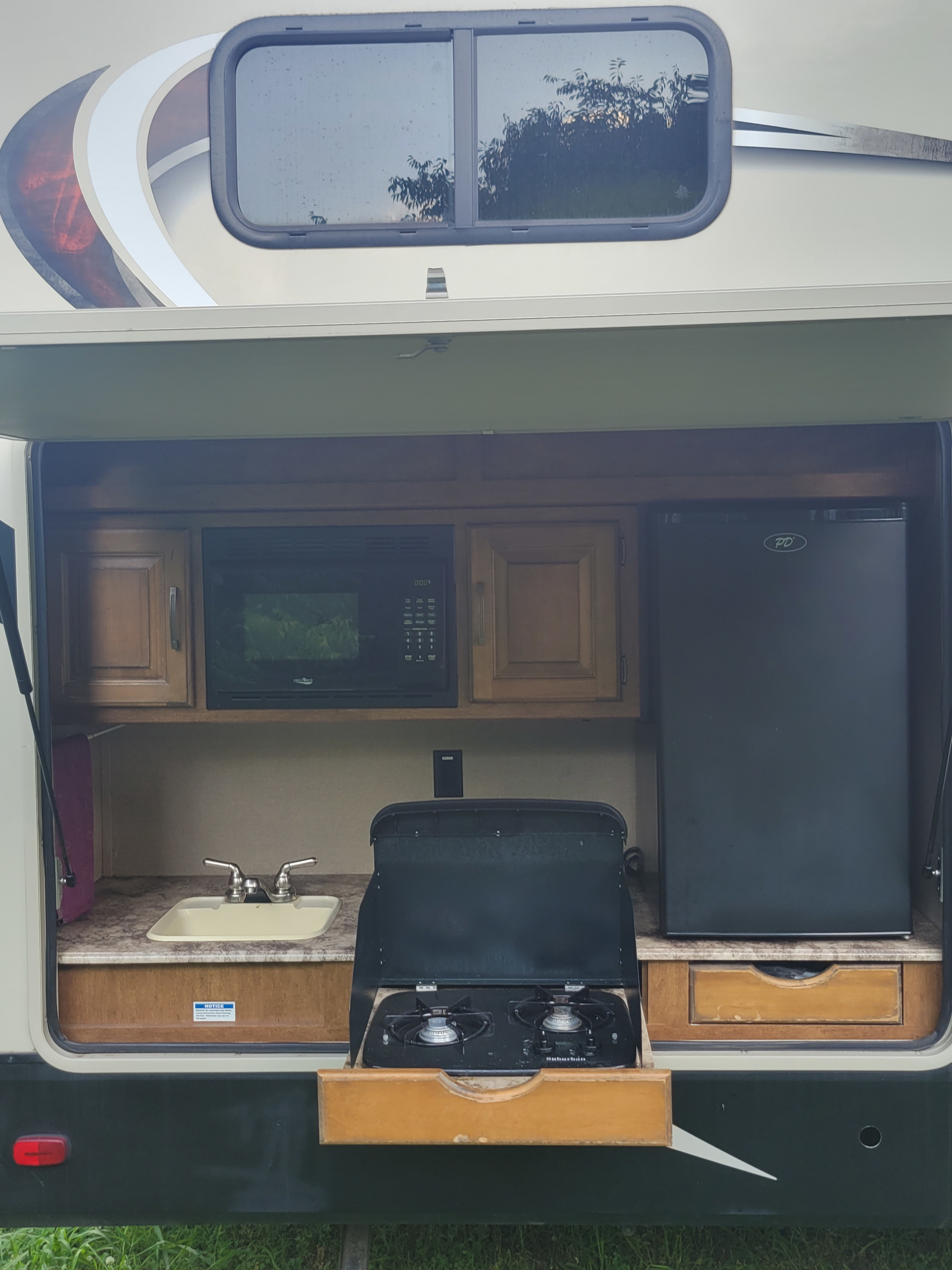 Travel trailer RV Rental 